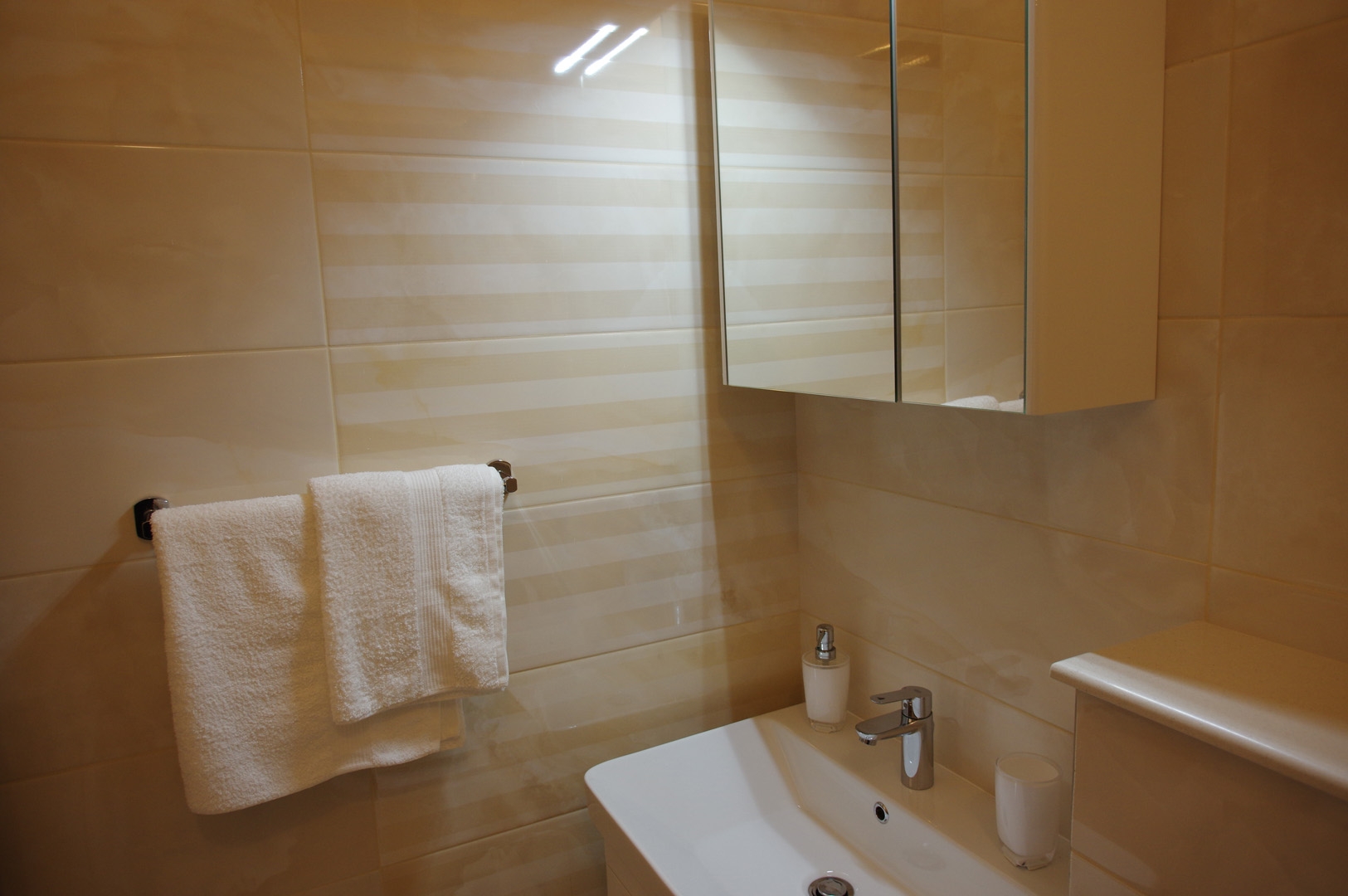 Two bedroom apartment with terrace and sea view Podgora, Makarska  A-a