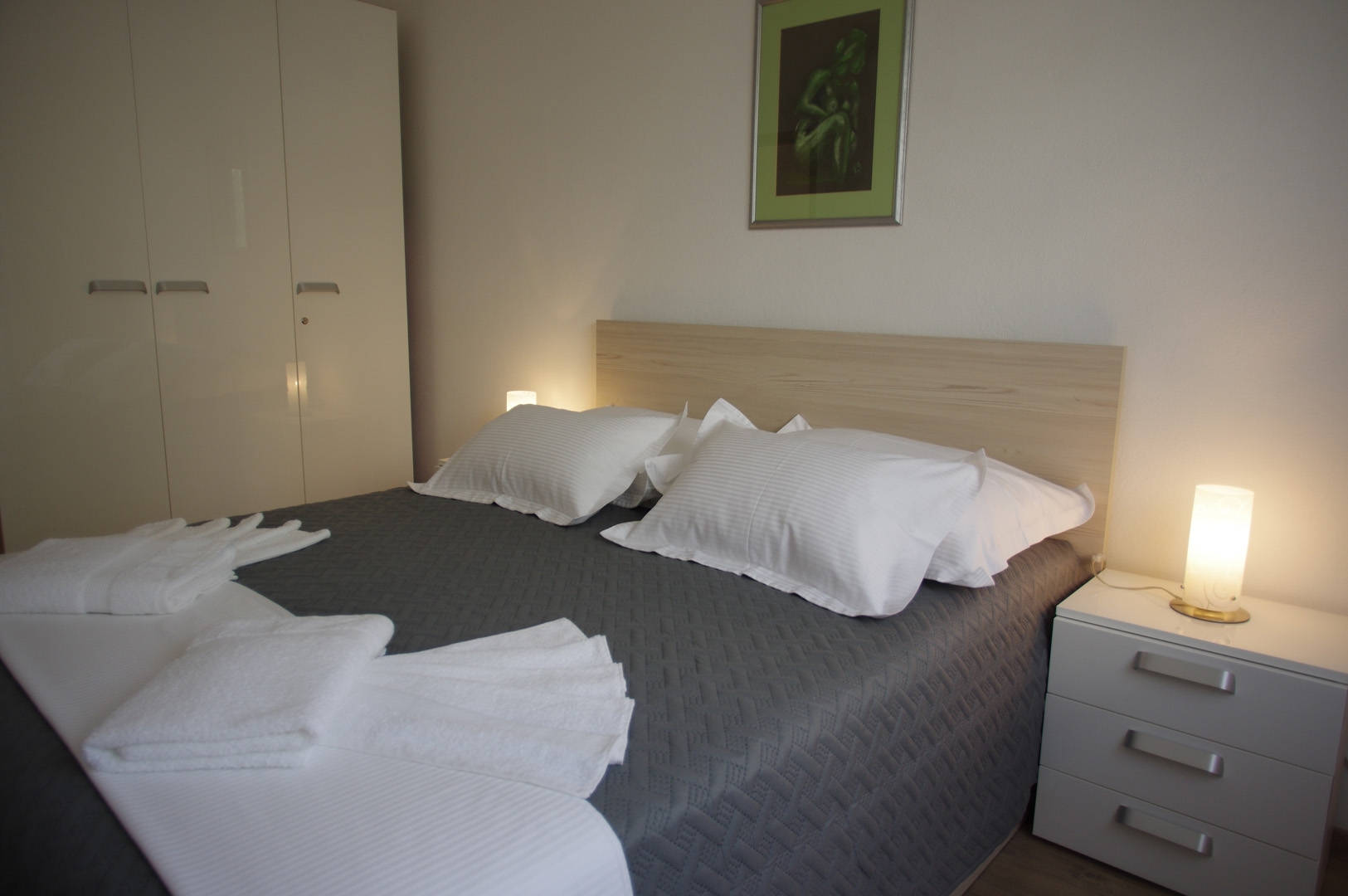 Two bedroom apartment with terrace and sea view Podgora, Makarska  A-a