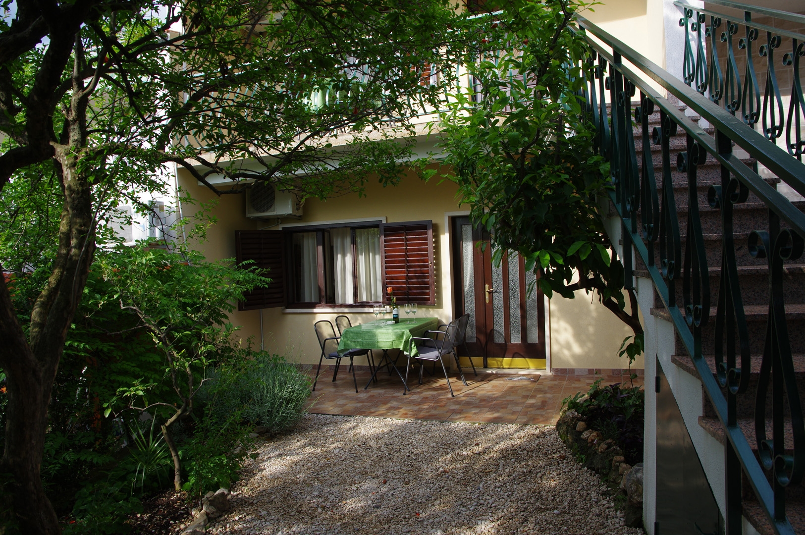 Two bedroom apartment with terrace Podgora, Makarska (A-6779-b)