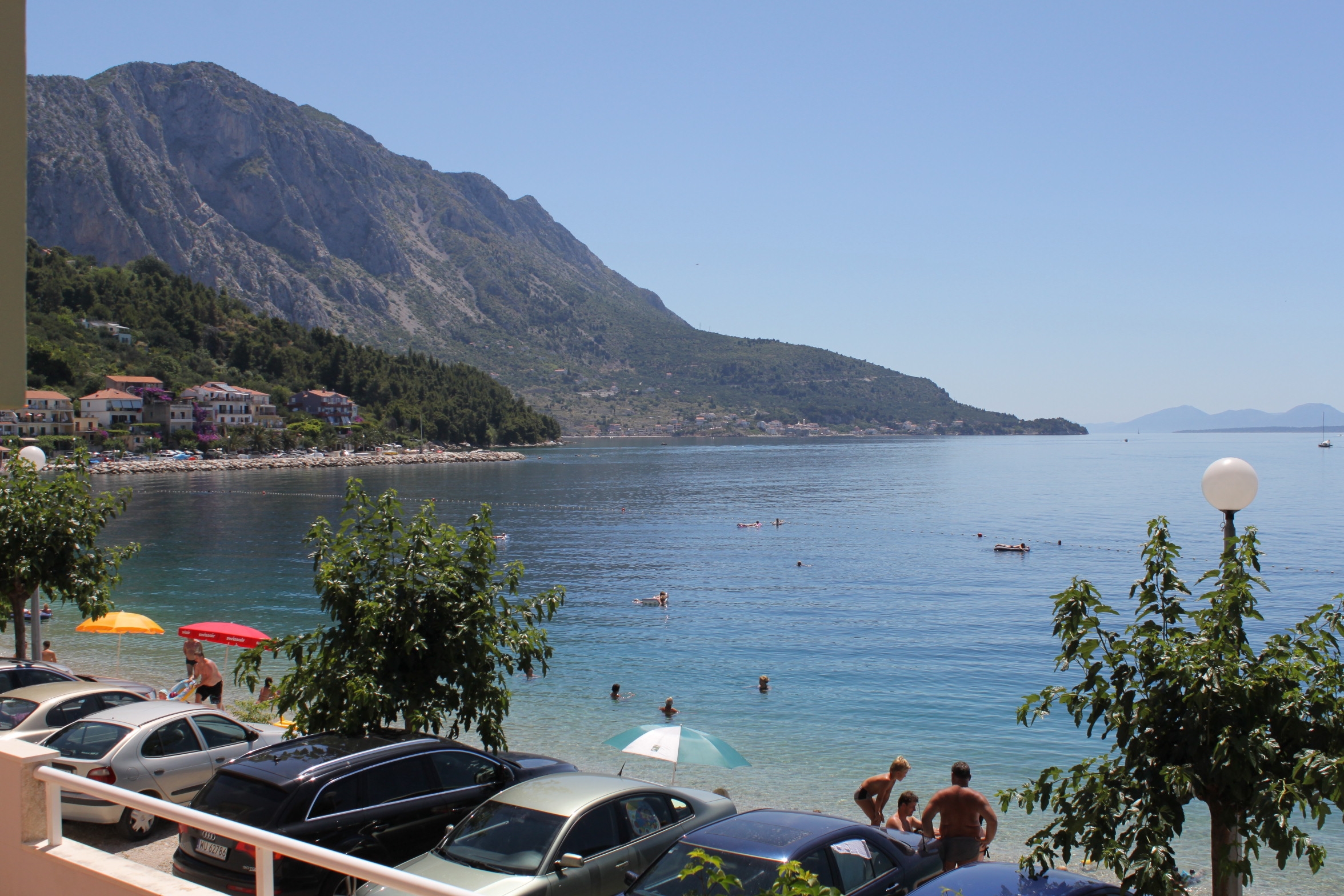 Four bedroom apartment near beach Podgora, Makarska  A-a