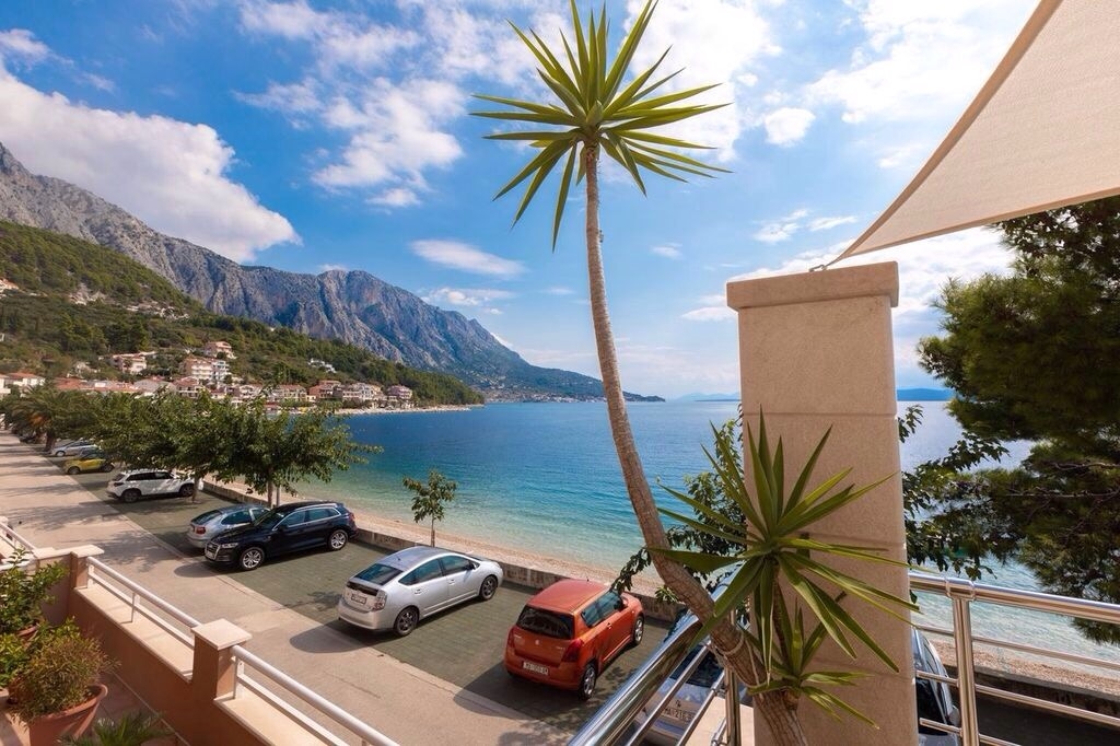 Four-bedroom apartment near beach Podgora (Makarska) (A-6780-a) Four-bedroom apartment near beach Podgora (Makarska) (A-6780-a)