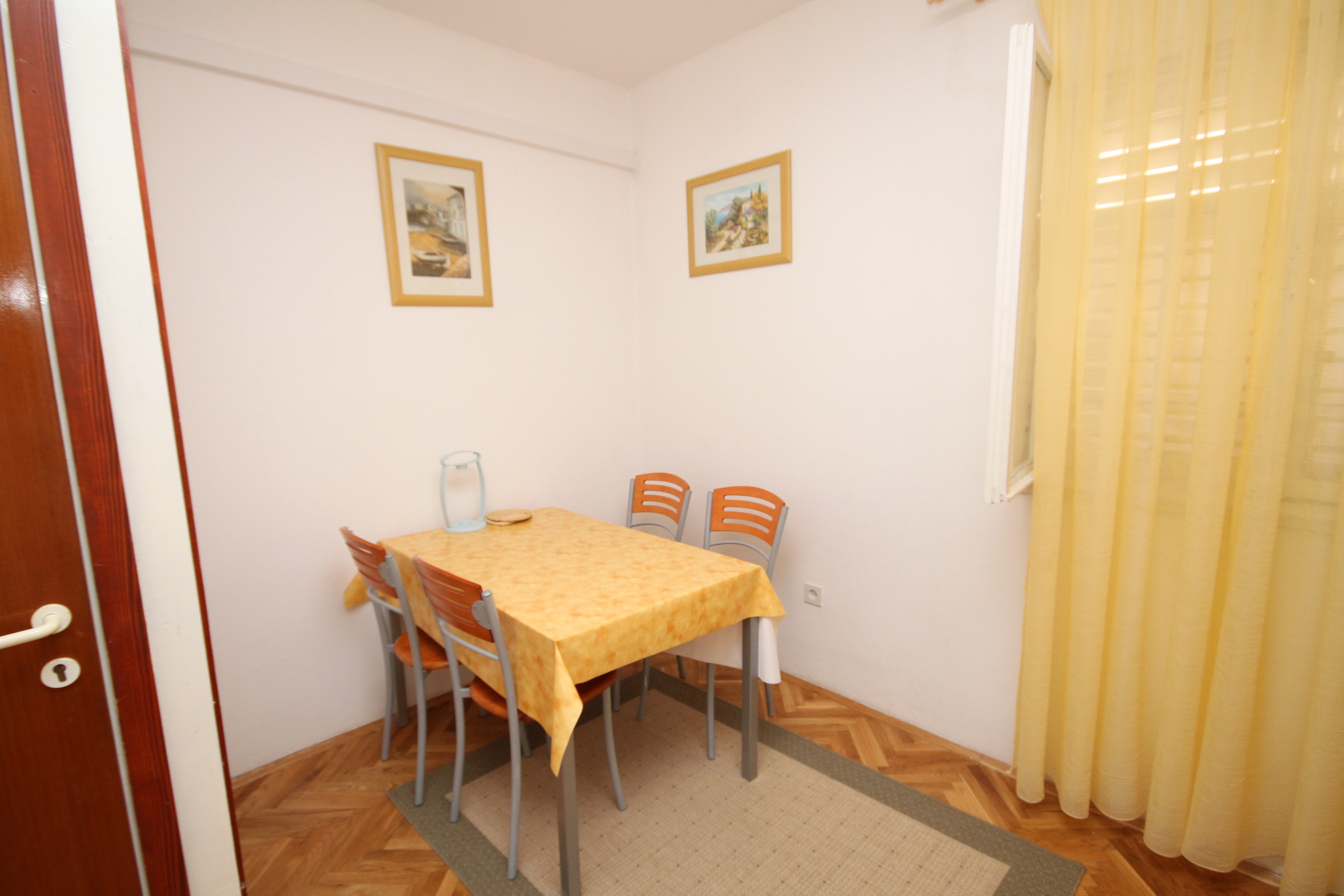 Two bedroom apartment near beach Podgora, Makarska (A-6781-a)