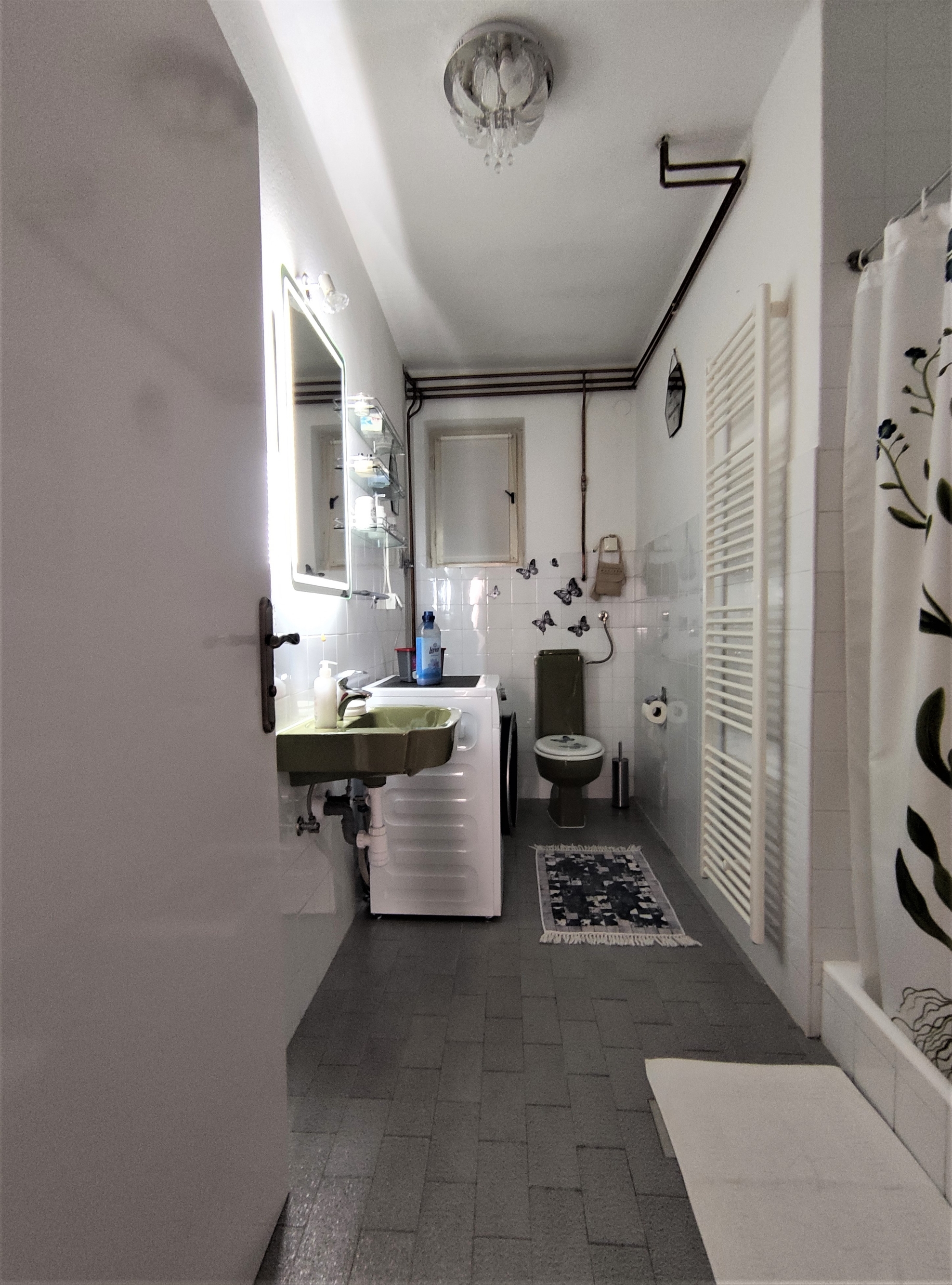 Three bedroom apartment with air-conditioning Makarska  A-b
