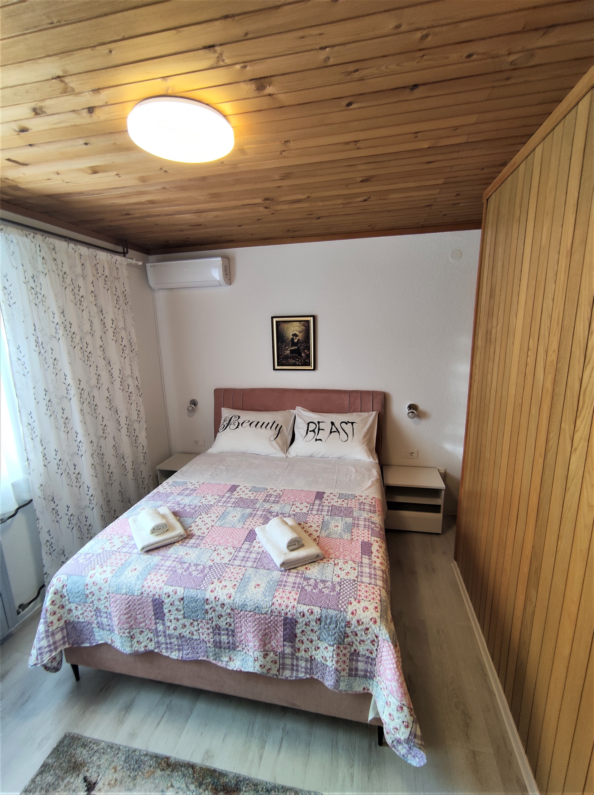 Three bedroom apartment with air-conditioning Makarska  A-b