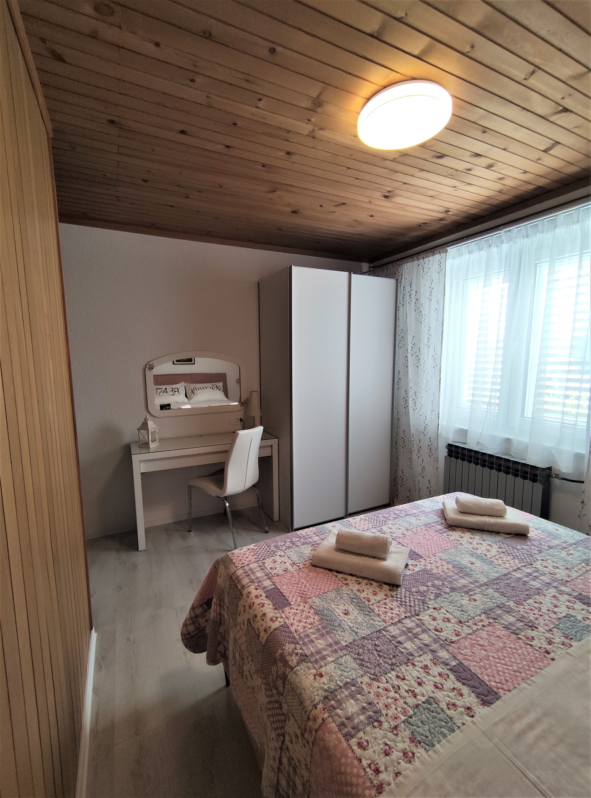 Three bedroom apartment with air-conditioning Makarska  A-b