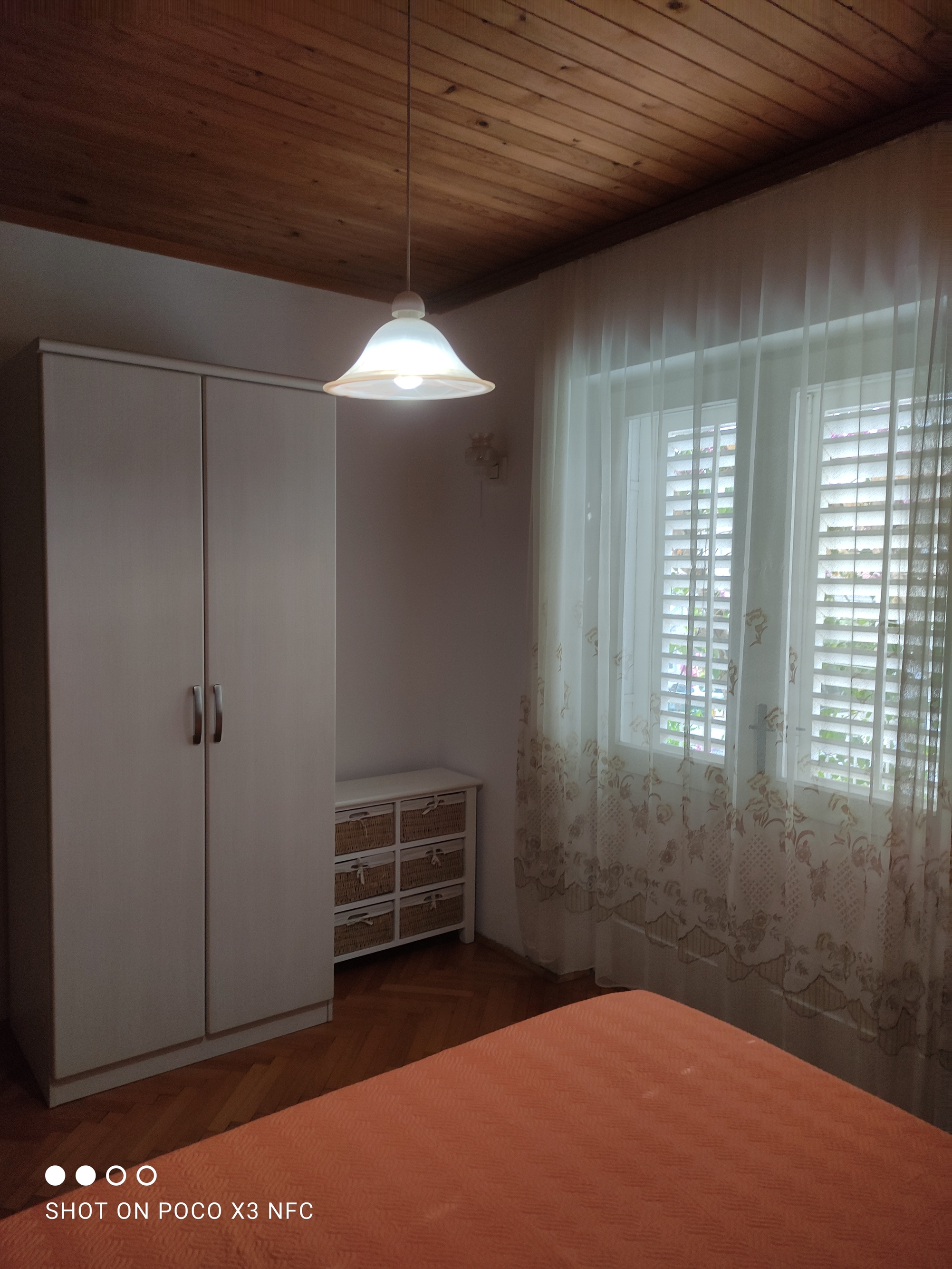Three bedroom apartment with terrace Makarska  A-c