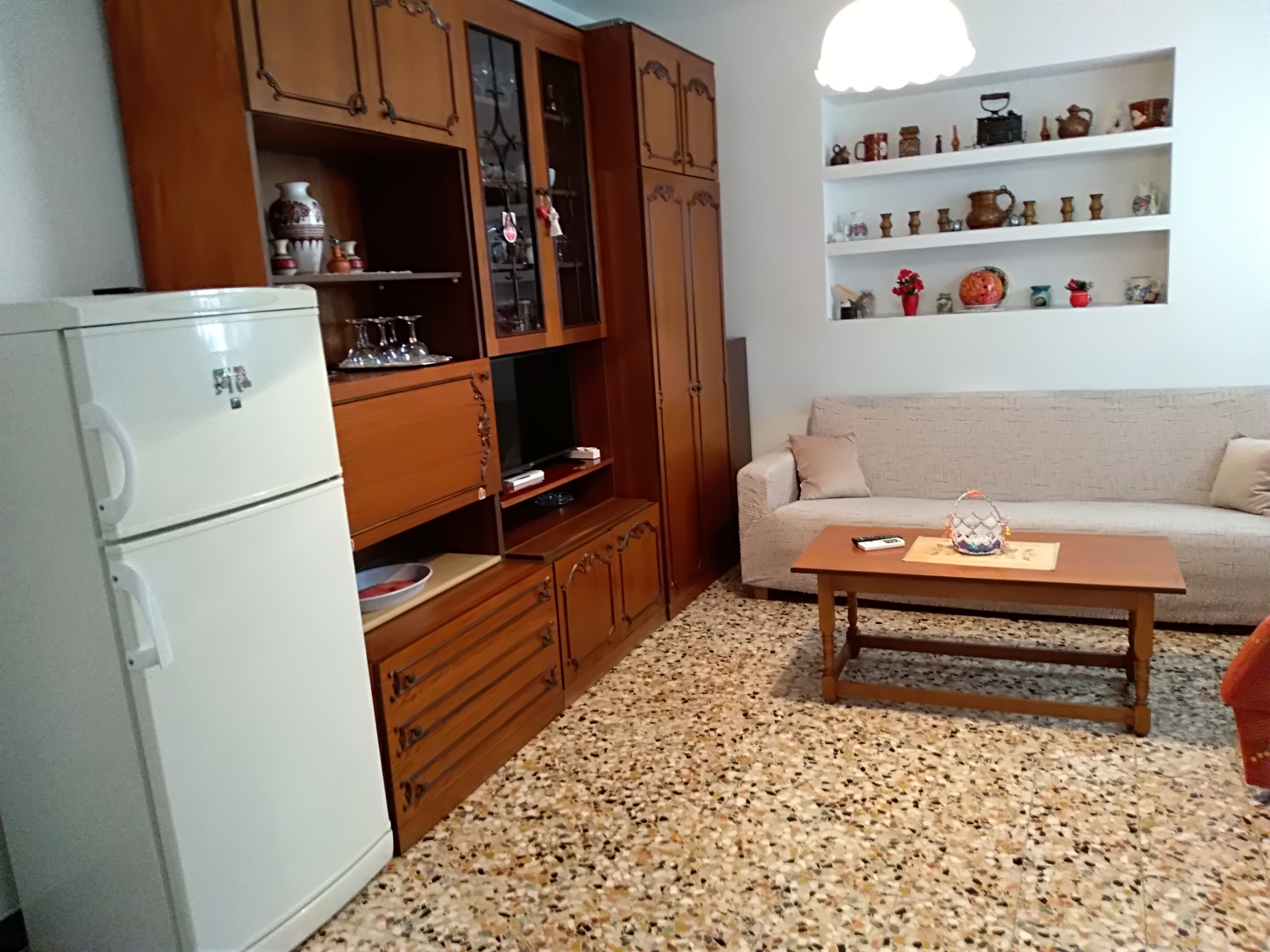 Three bedroom apartment with terrace Makarska (A-6784-c)