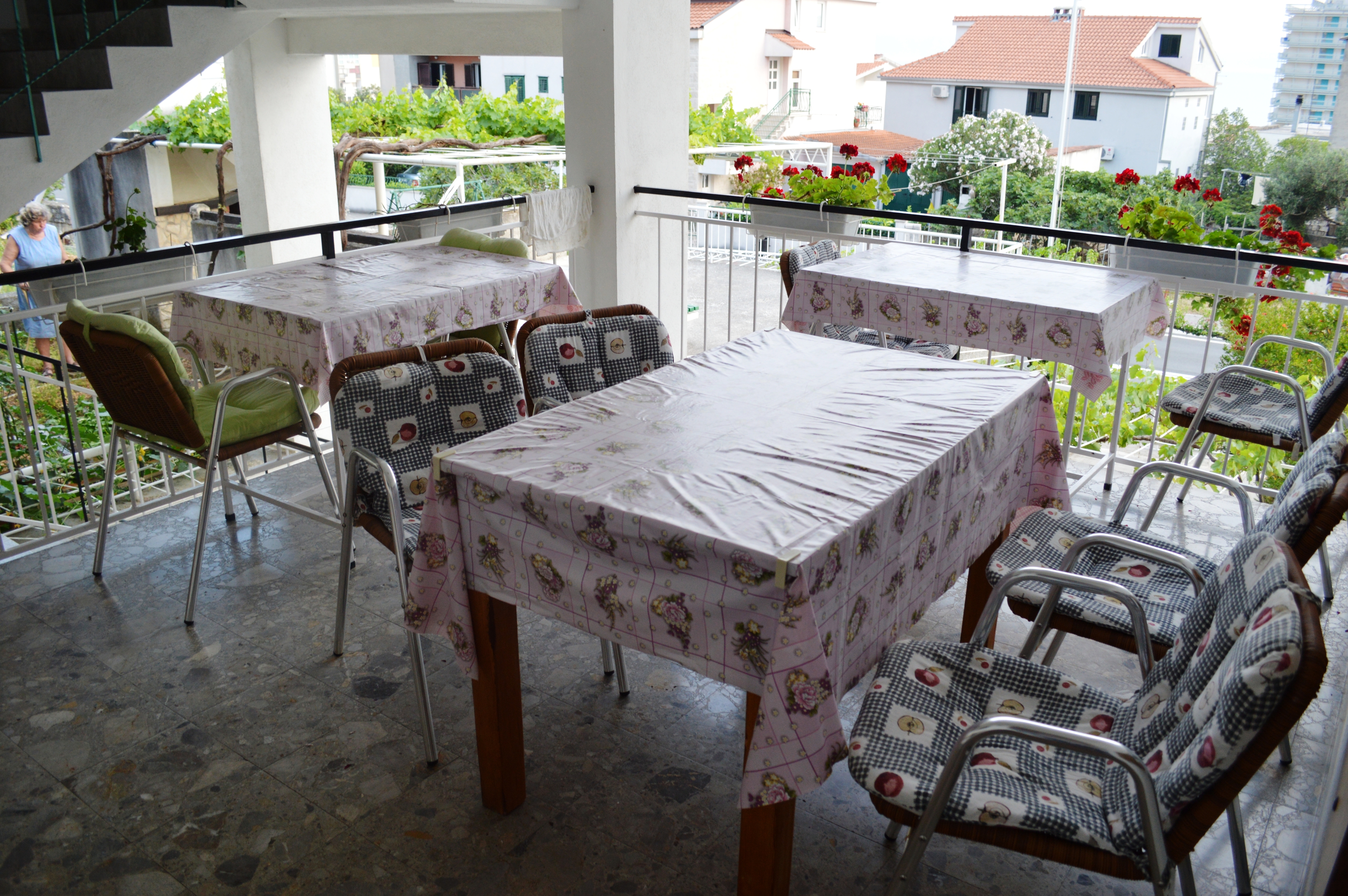 Three bedroom apartment with terrace Makarska  A-c