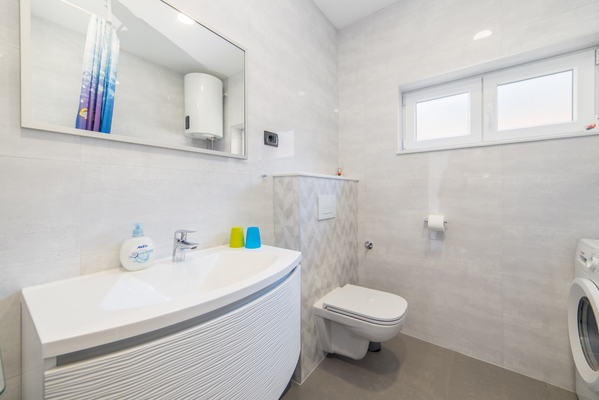 Three bedroom apartment near beach Podgora, Makarska  A-a