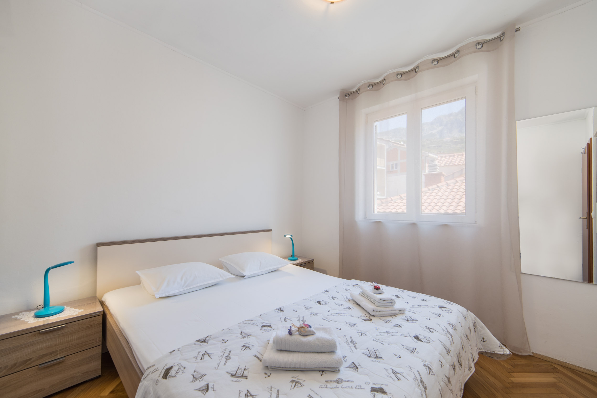 Three bedroom apartment near beach Podgora, Makarska  A-a