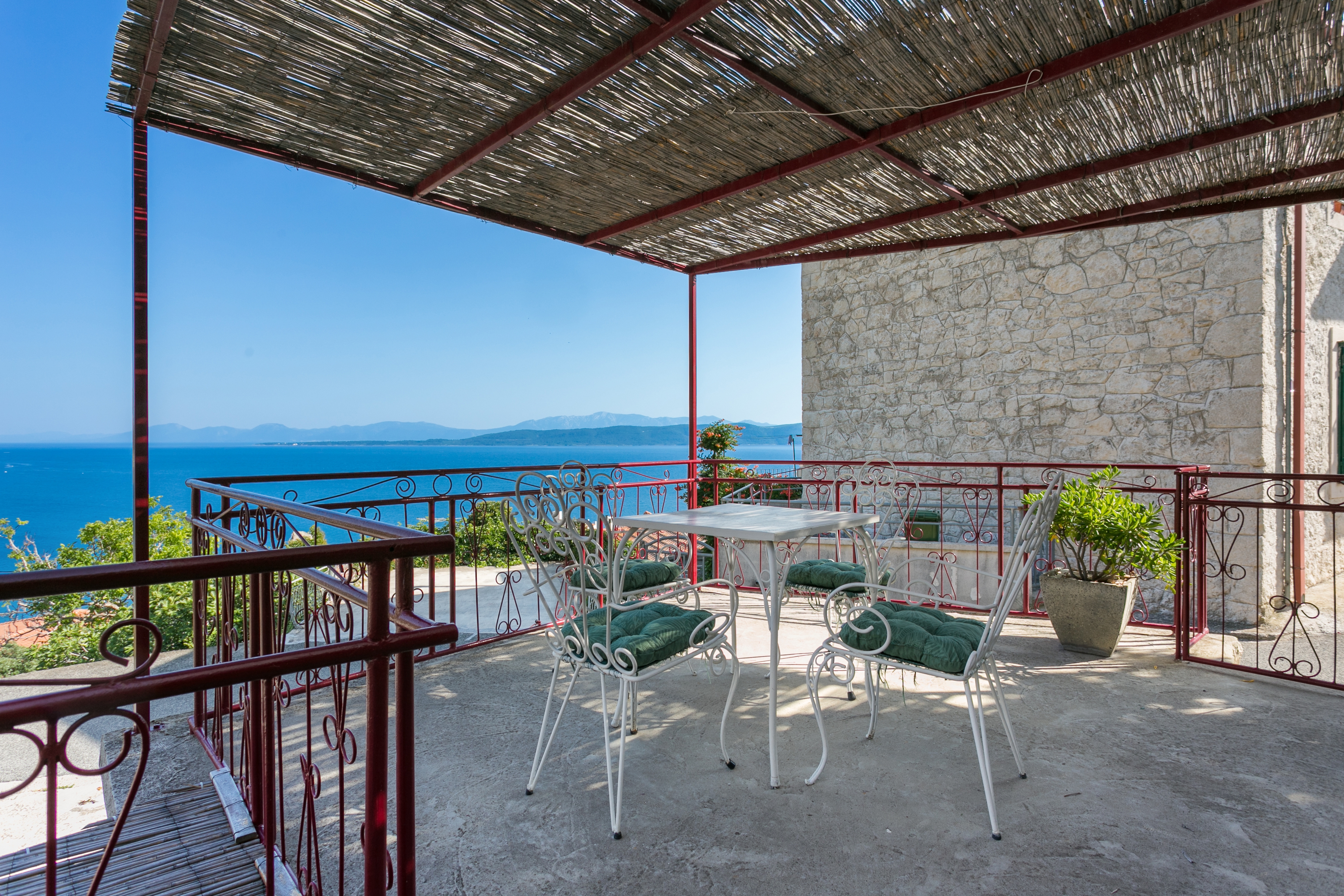 Studio flat with terrace and sea view Igrane, Makarska  AS-b