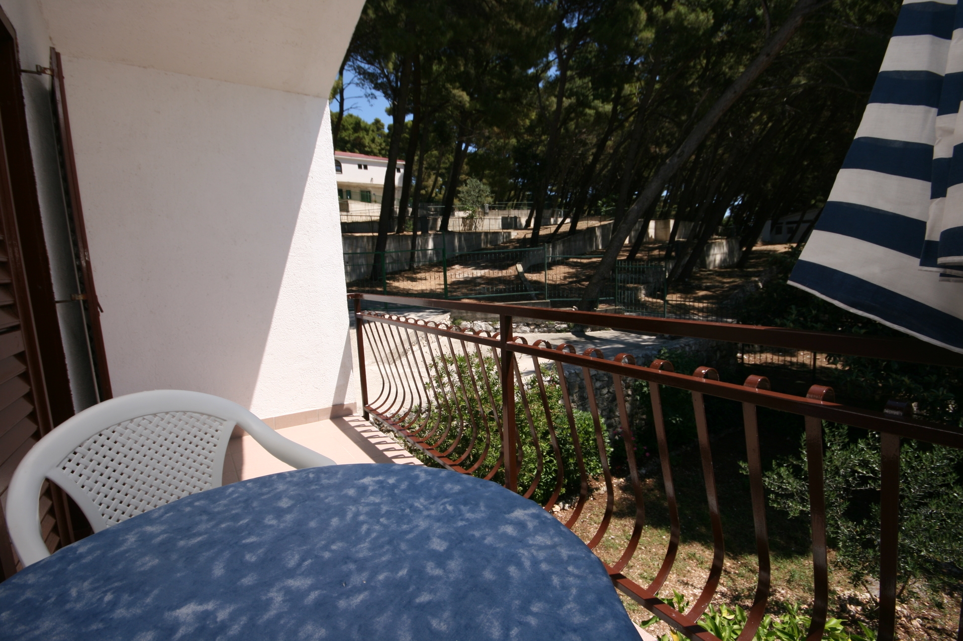 Three bedroom apartment with terrace and sea view Zaostrog, Makarska  A-a