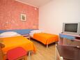 Hálószoba 2 Tučepi, Hálószoba 2 szállásegység típusa apartment, háziállat engedélyezve és WiFi .