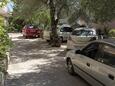 Parkeerplaats Tučepi, Makarska, Parkeerplaats 6806 - Appartementen near sea with pebble beach.
