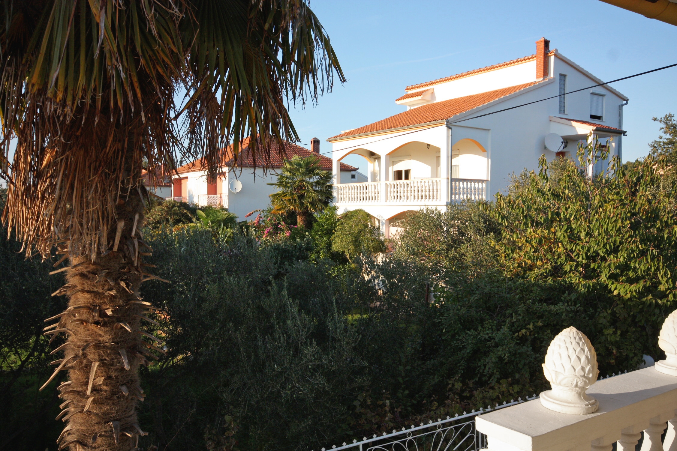 Four bedroom apartment with terrace Bibinje, Zadar  A-a