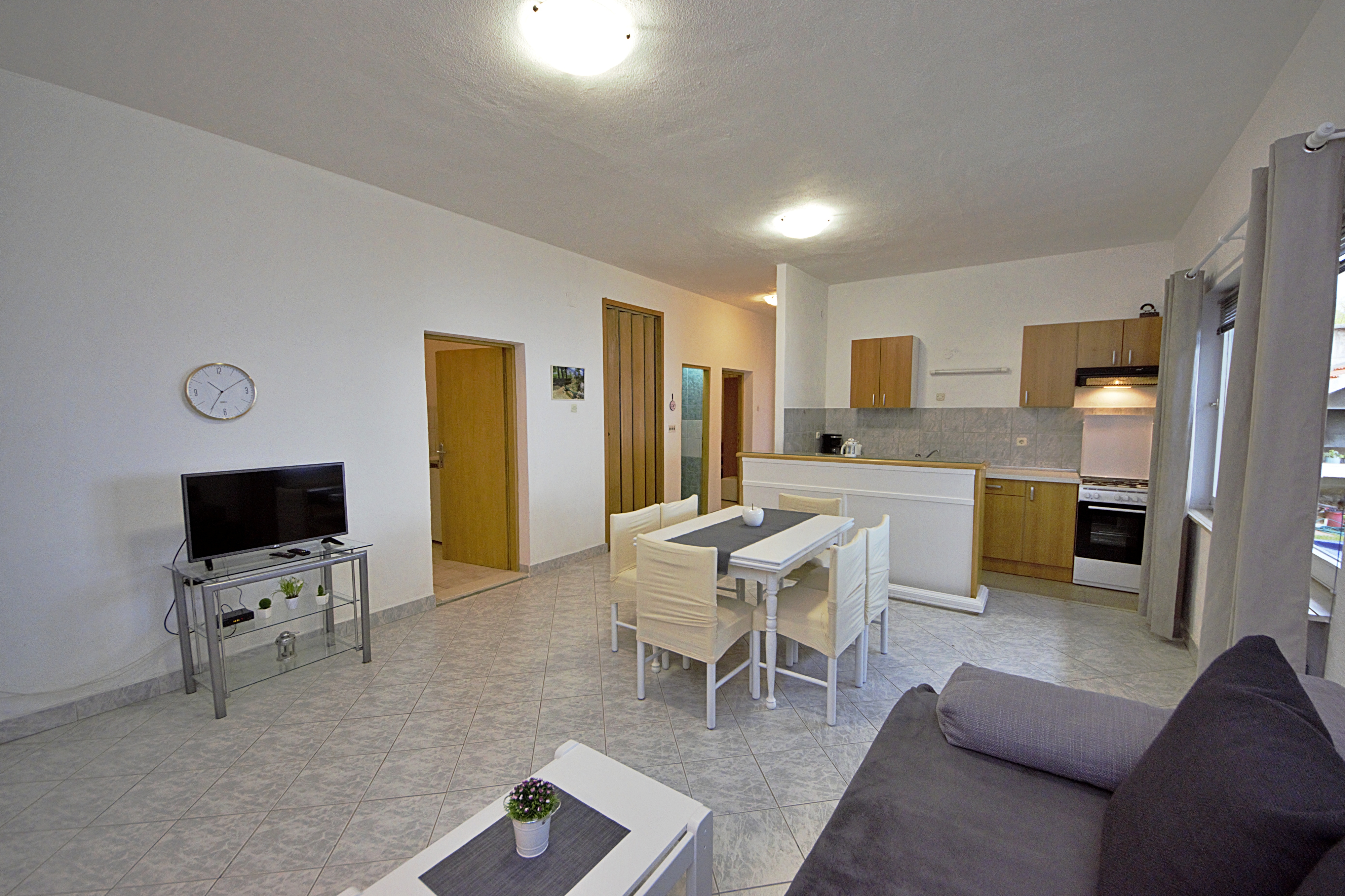 Three bedroom house with terrace and sea view Gornji Tučepi - Podpeć, Makarska  K