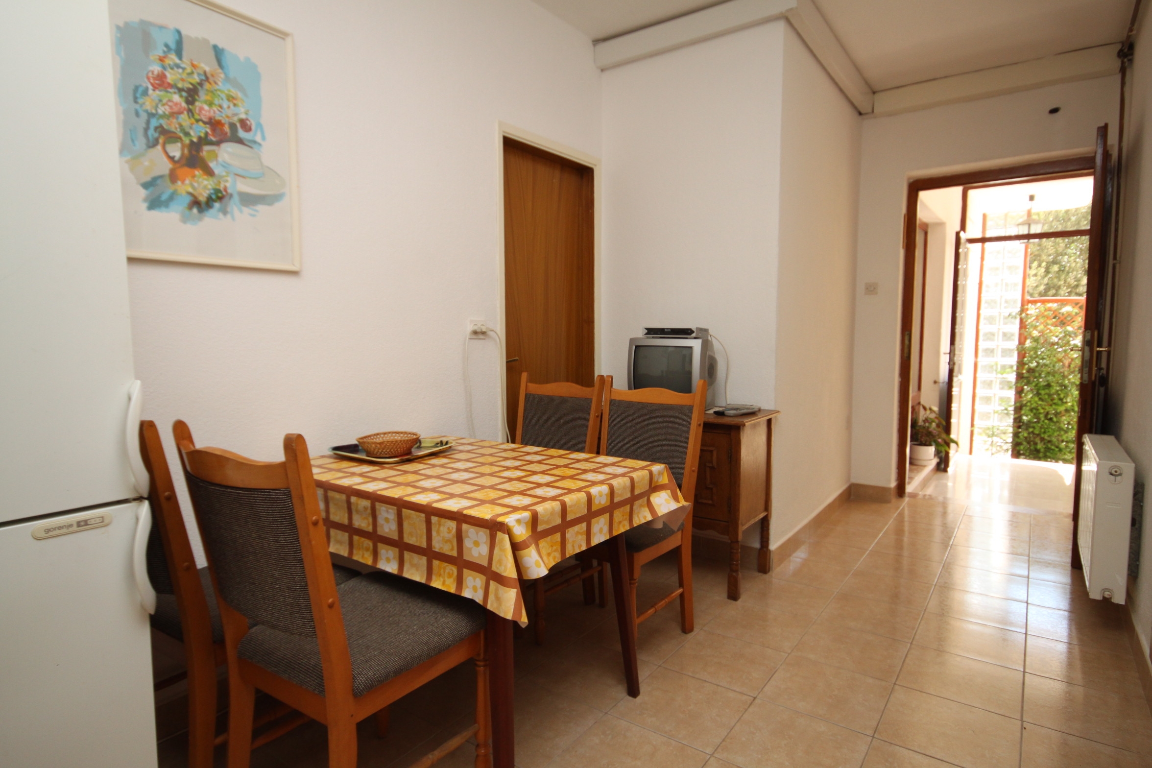 Two bedroom apartment with terrace Tučepi, Makarska  A-a