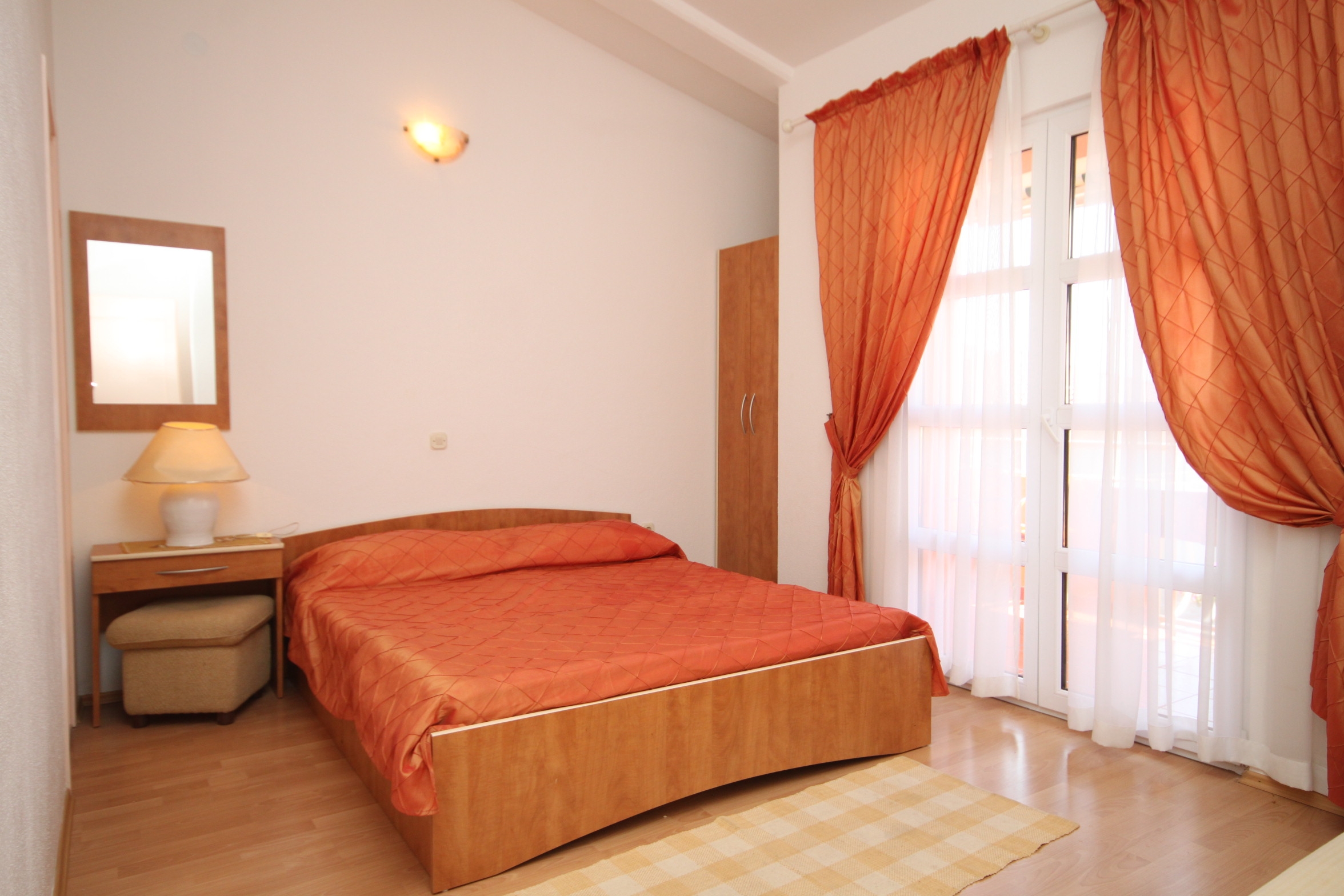 One bedroom apartment with terrace and sea view Tučepi, Makarska  A-b