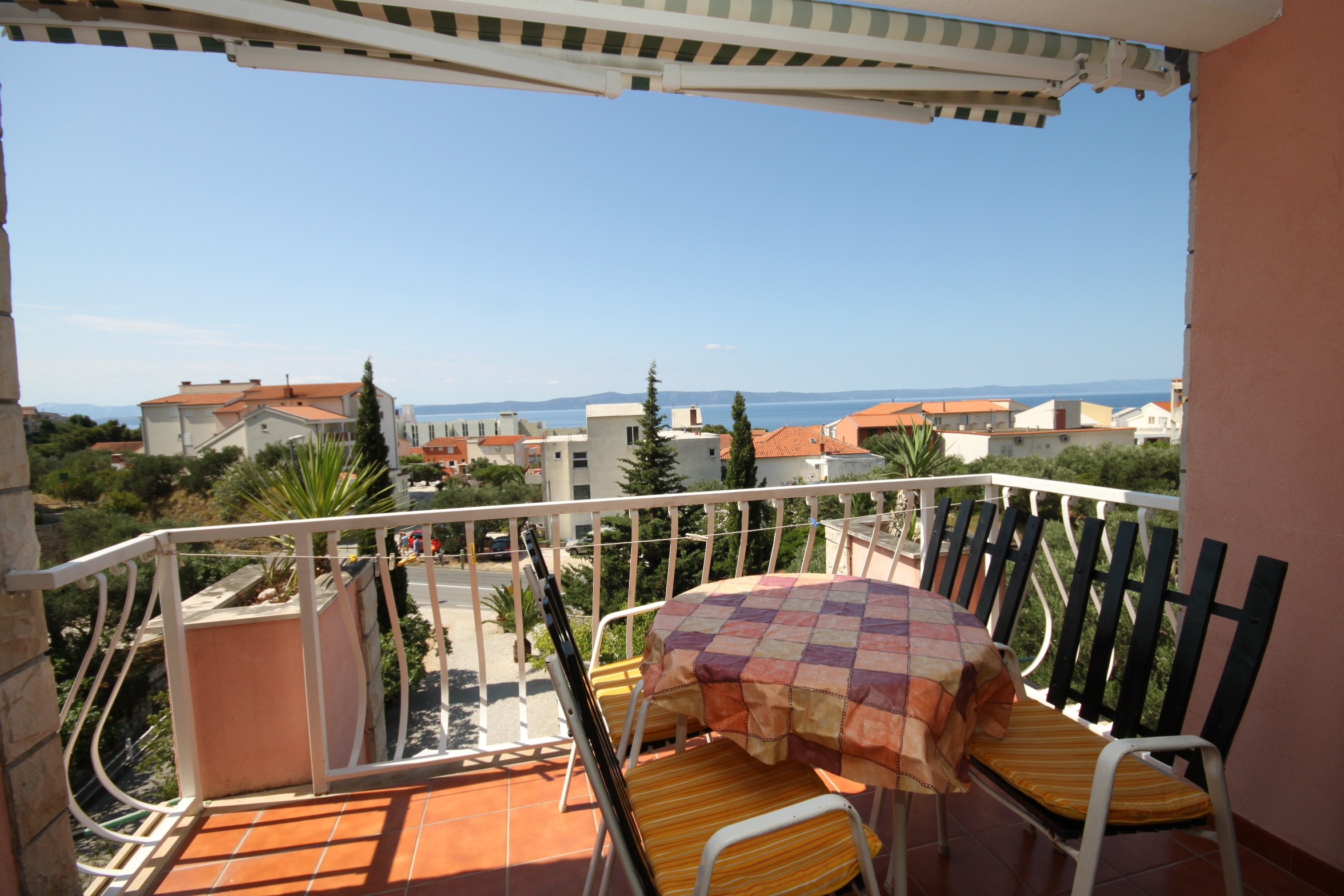 Two bedroom apartment with terrace and sea view Tučepi, Makarska  A-c