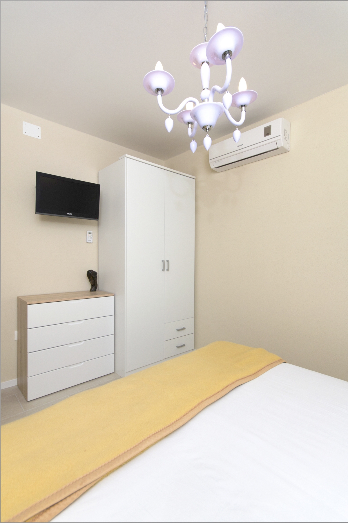 One bedroom apartment with air-conditioning Tučepi, Makarska  A-d