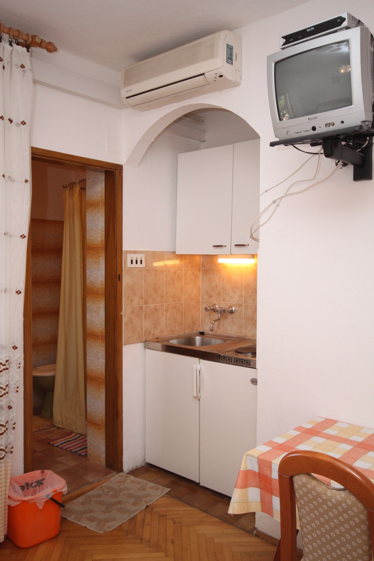Studio flat with terrace Tučepi, Makarska  AS-a
