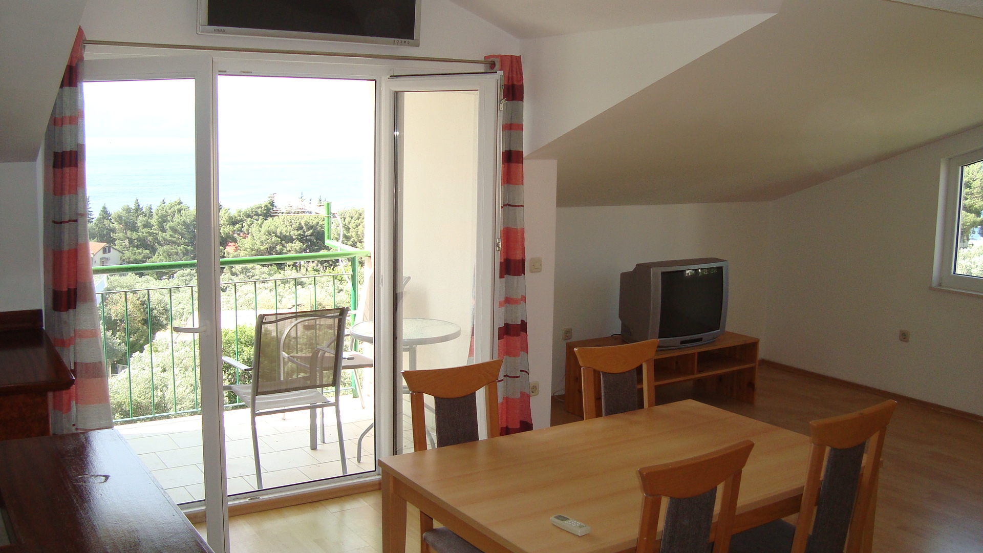 One bedroom apartment with balcony and sea view Gradac, Makarska (A-6819-a)