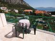 Gradac, Terrasse dans l’hébergement en type room, avec la vue sur la mer et WiFi.