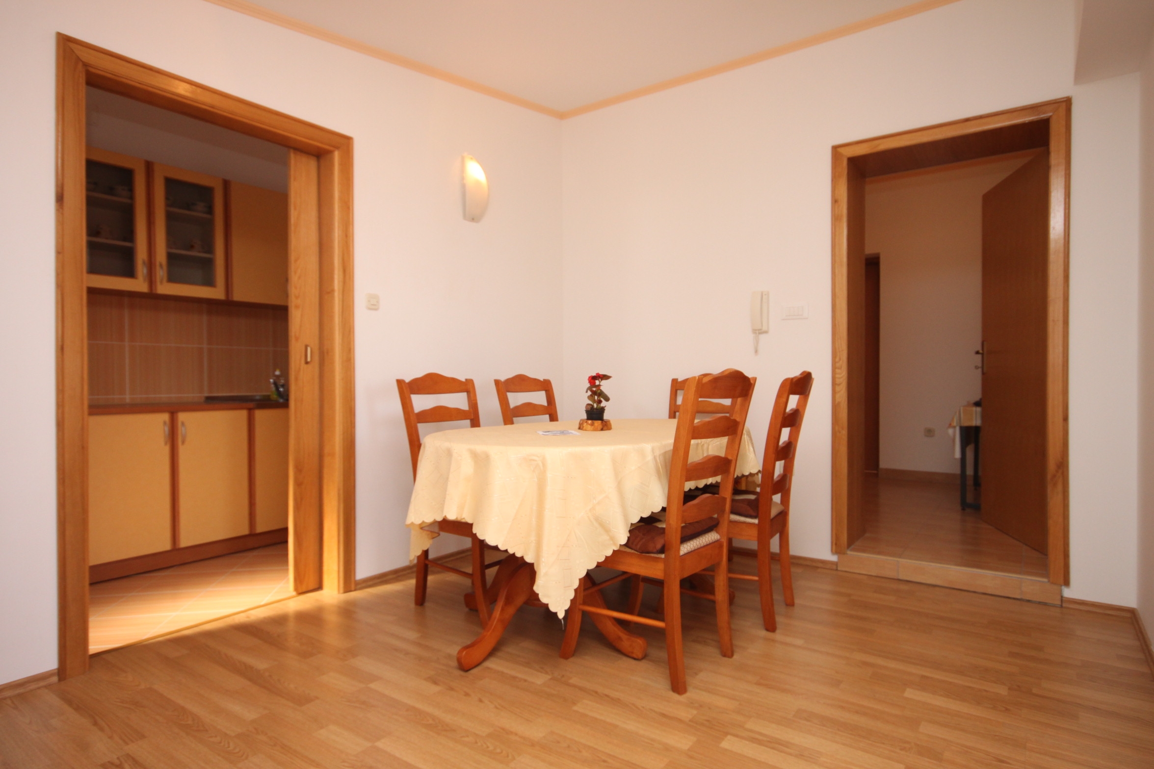 One bedroom apartment with terrace and sea view Gradac, Makarska (A-6820-a) One bedroom apartment with terrace and sea view Gradac, Makarska (A-6820-a)