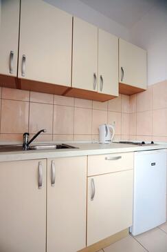 Kuhinja Baška Voda, Kuhinja v nastanitvi vrste studio-apartment, WiFi.
