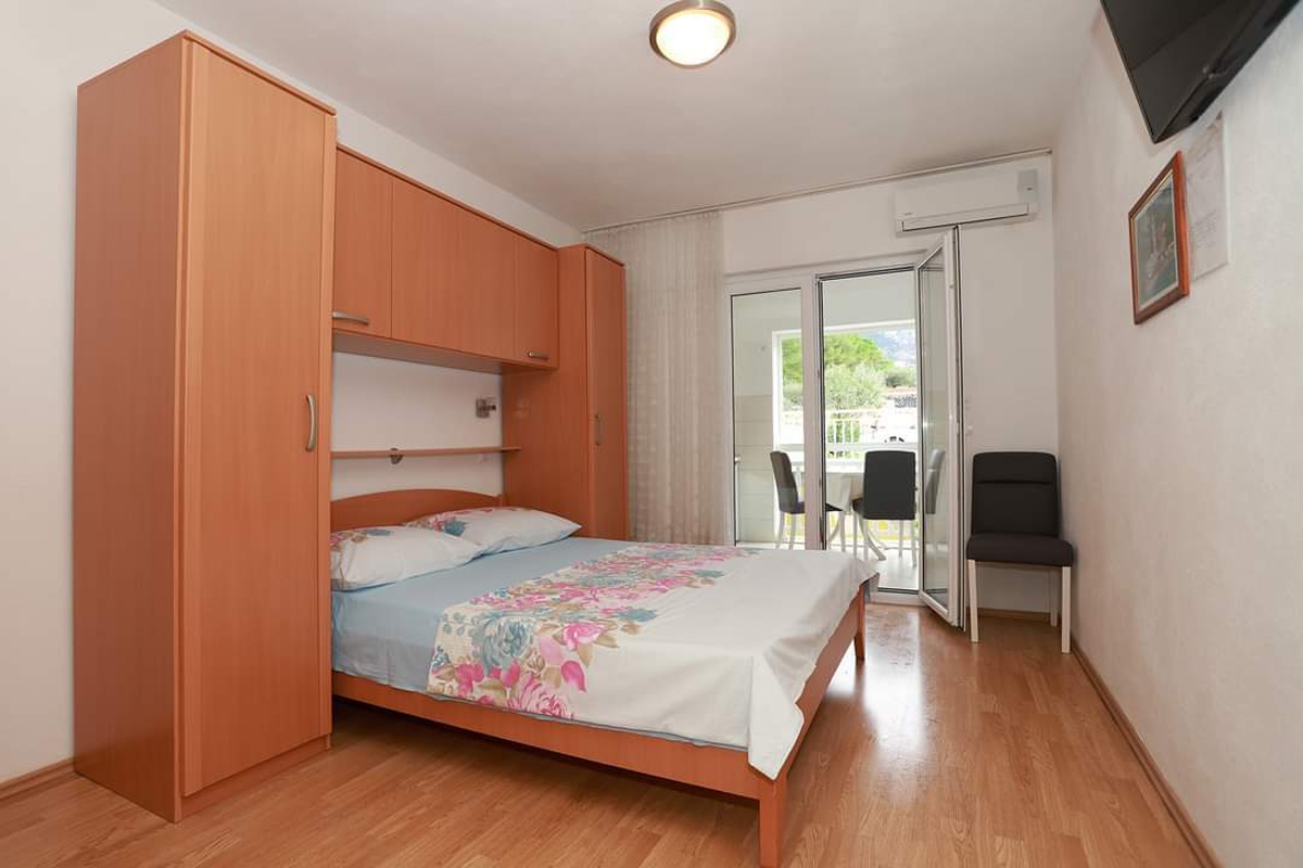 Studio flat with air-conditioning Baška Voda, Makarska (AS-6827-j) Studio flat with air-conditioning Baška Voda, Makarska (AS-6827-j)