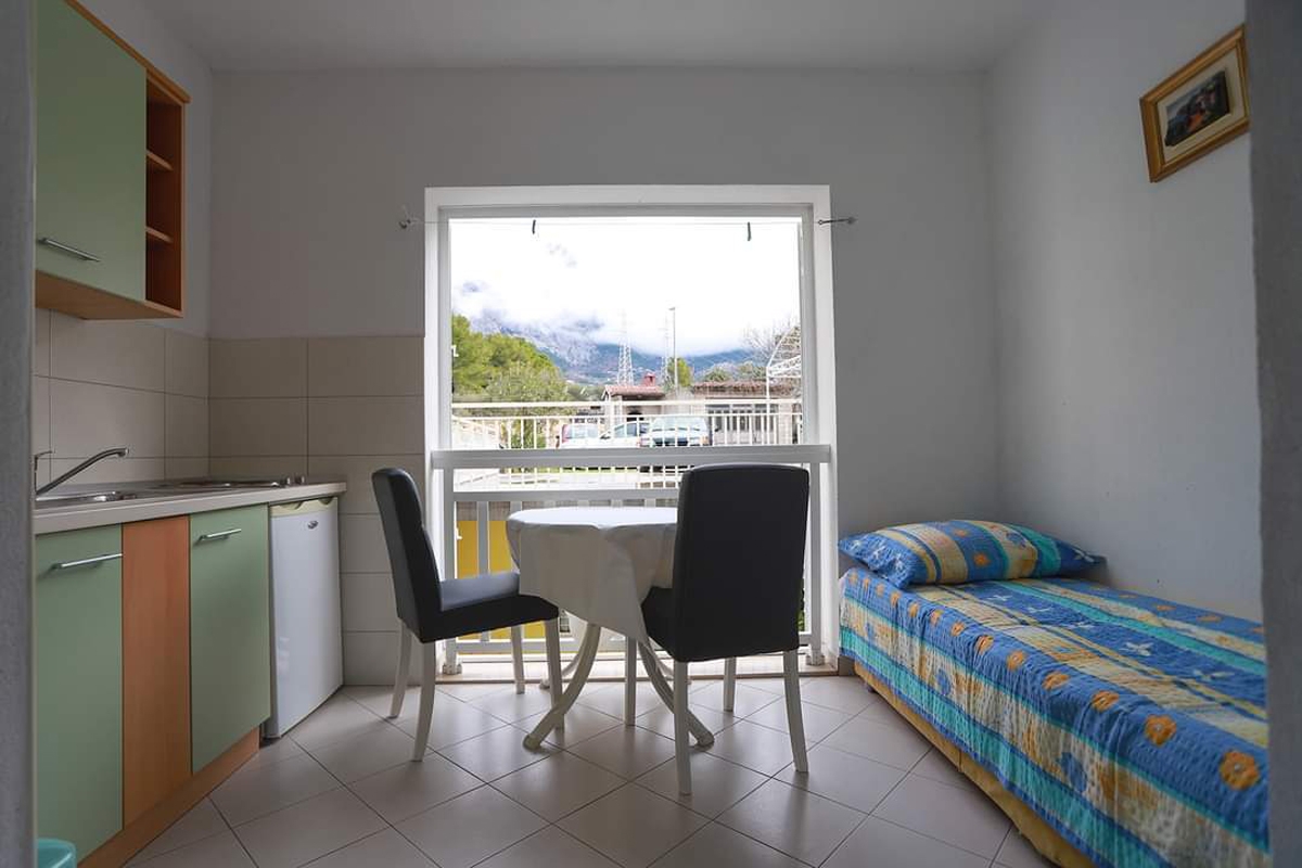 Studio flat with air-conditioning Baška Voda, Makarska (AS-6827-j) Studio flat with air-conditioning Baška Voda, Makarska (AS-6827-j)