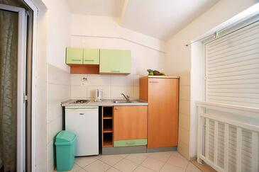 Kuhinja Baška Voda, Kuhinja v nastanitvi vrste studio-apartment, WiFi.