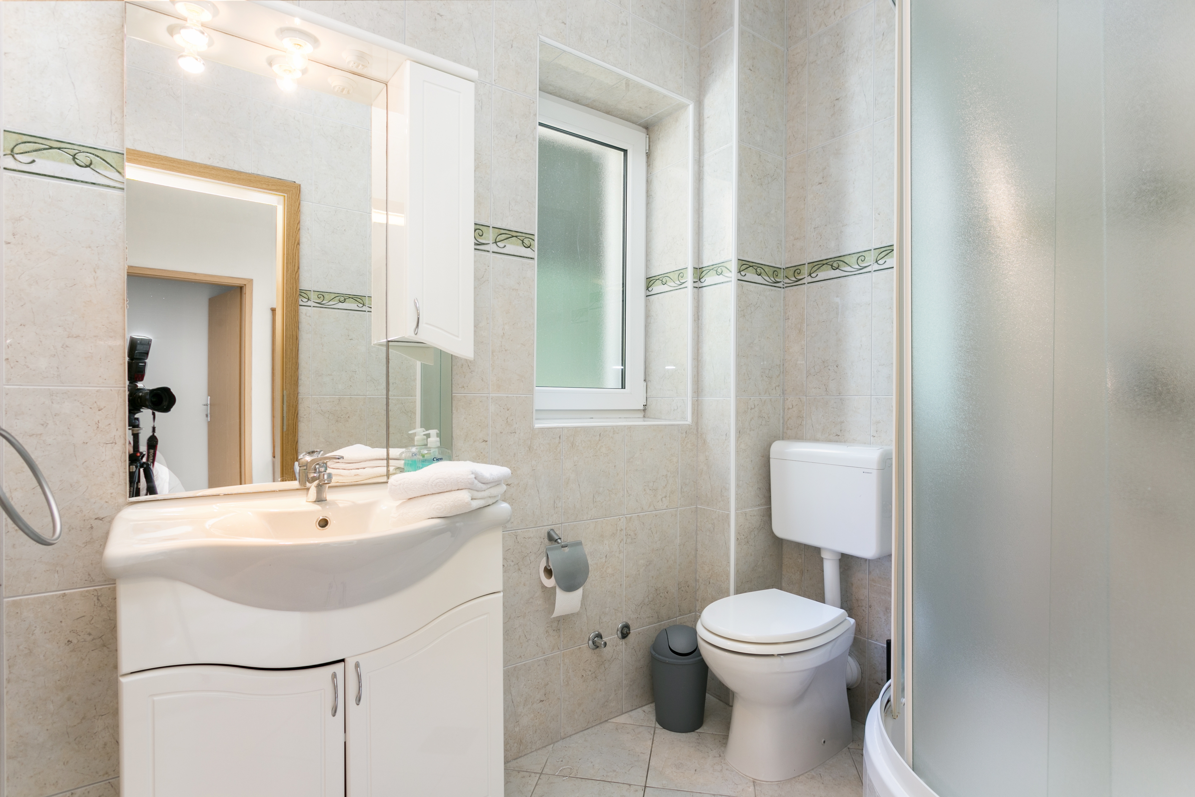 Two bedroom apartment with terrace and sea view Brela, Makarska  A-a