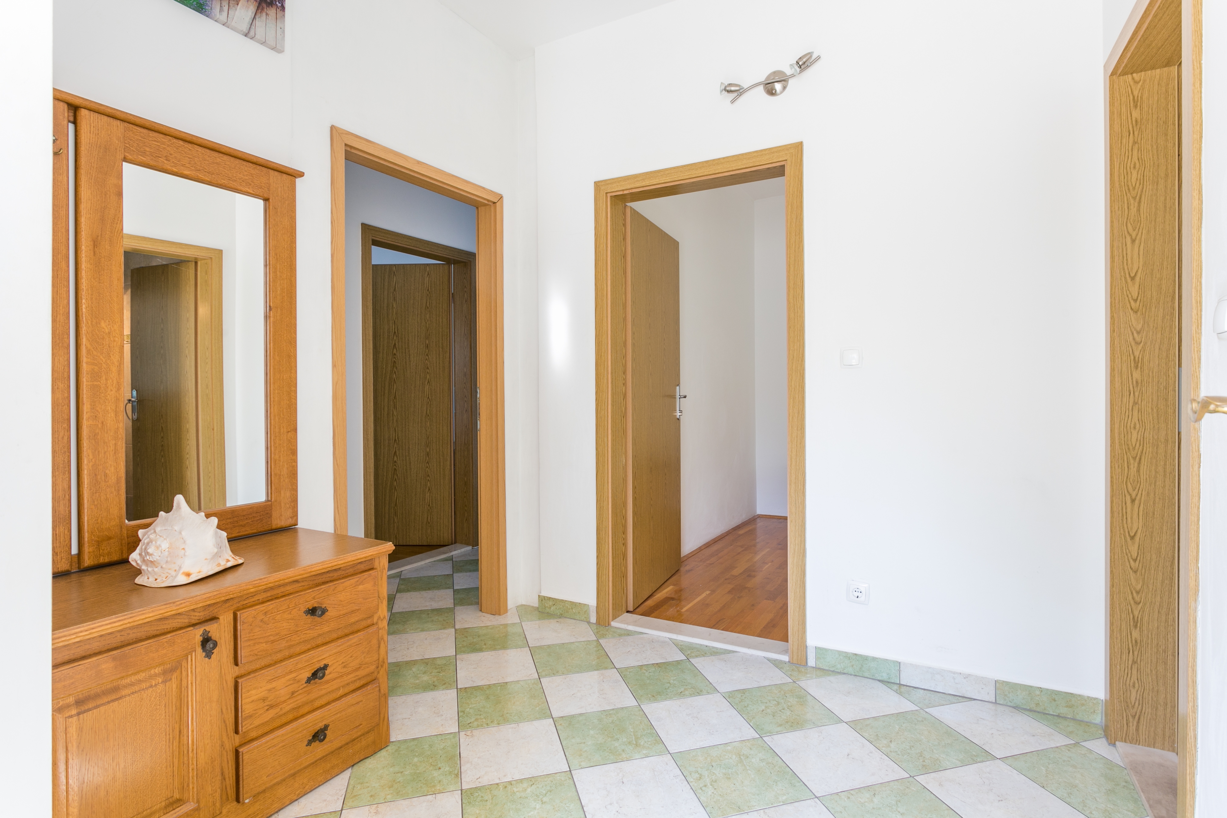 Two bedroom apartment with terrace and sea view Brela, Makarska  A-a