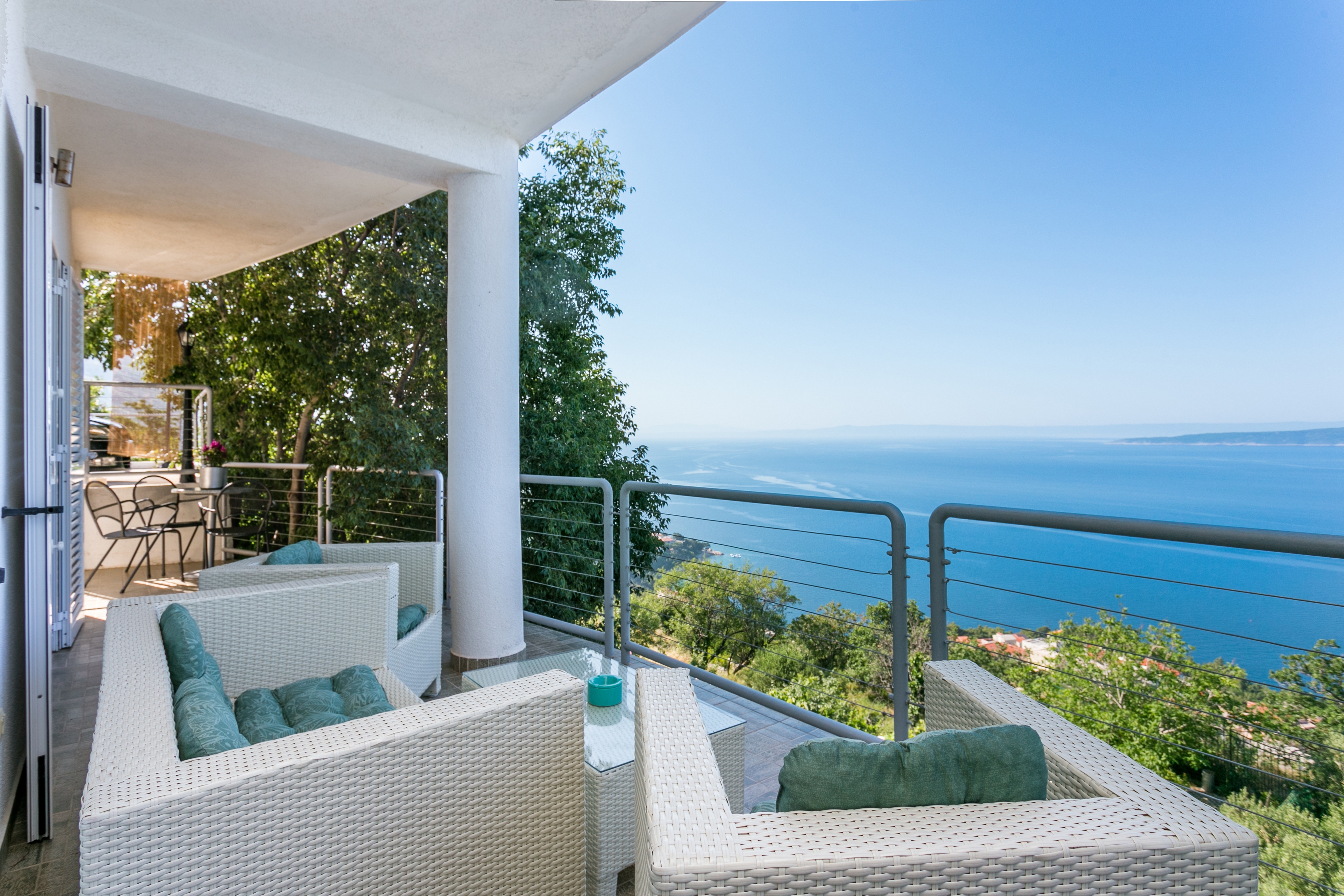 Two bedroom apartment with terrace and sea view Brela, Makarska  A-a