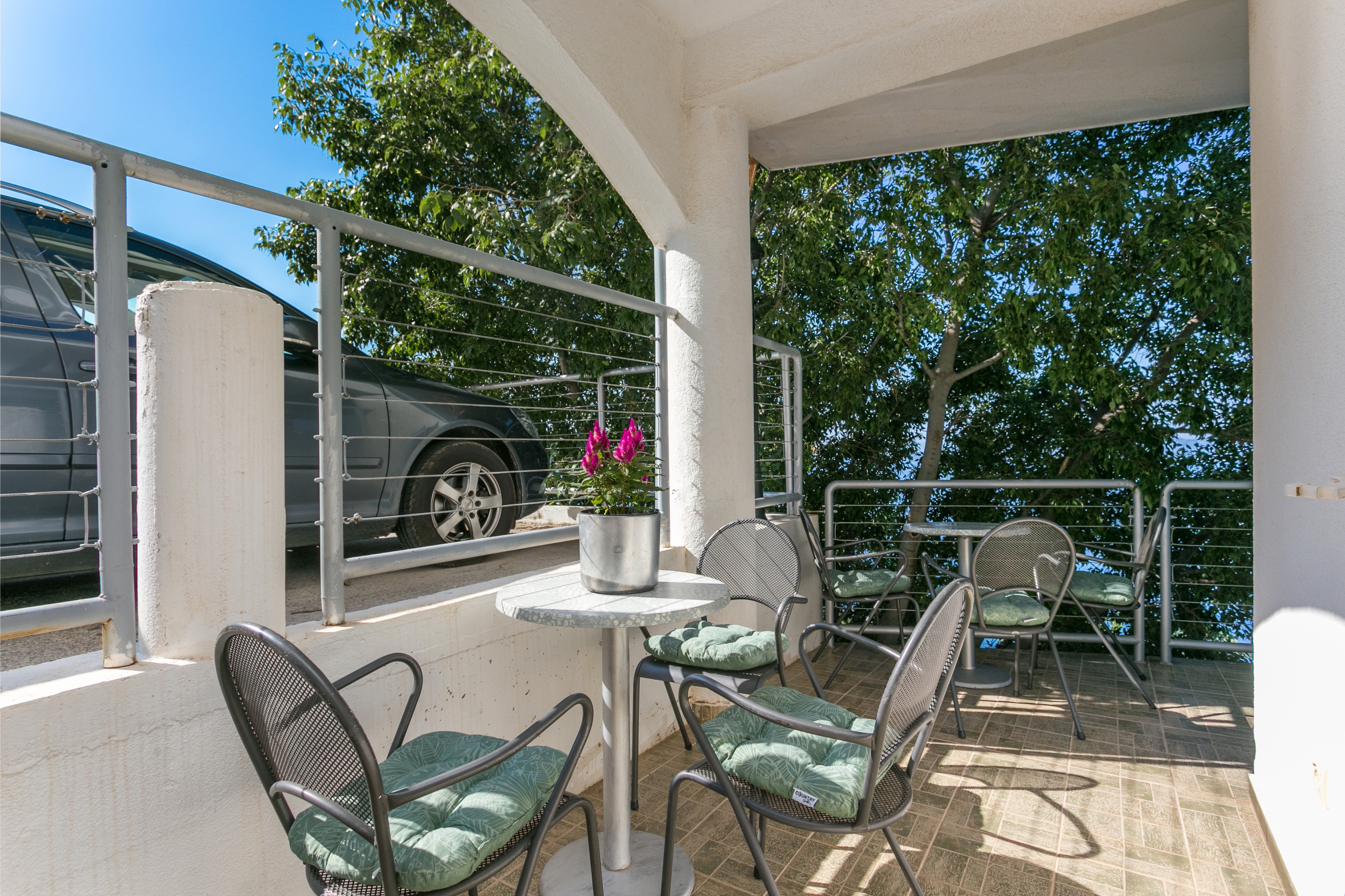 Two bedroom apartment with terrace and sea view Brela, Makarska  A-a