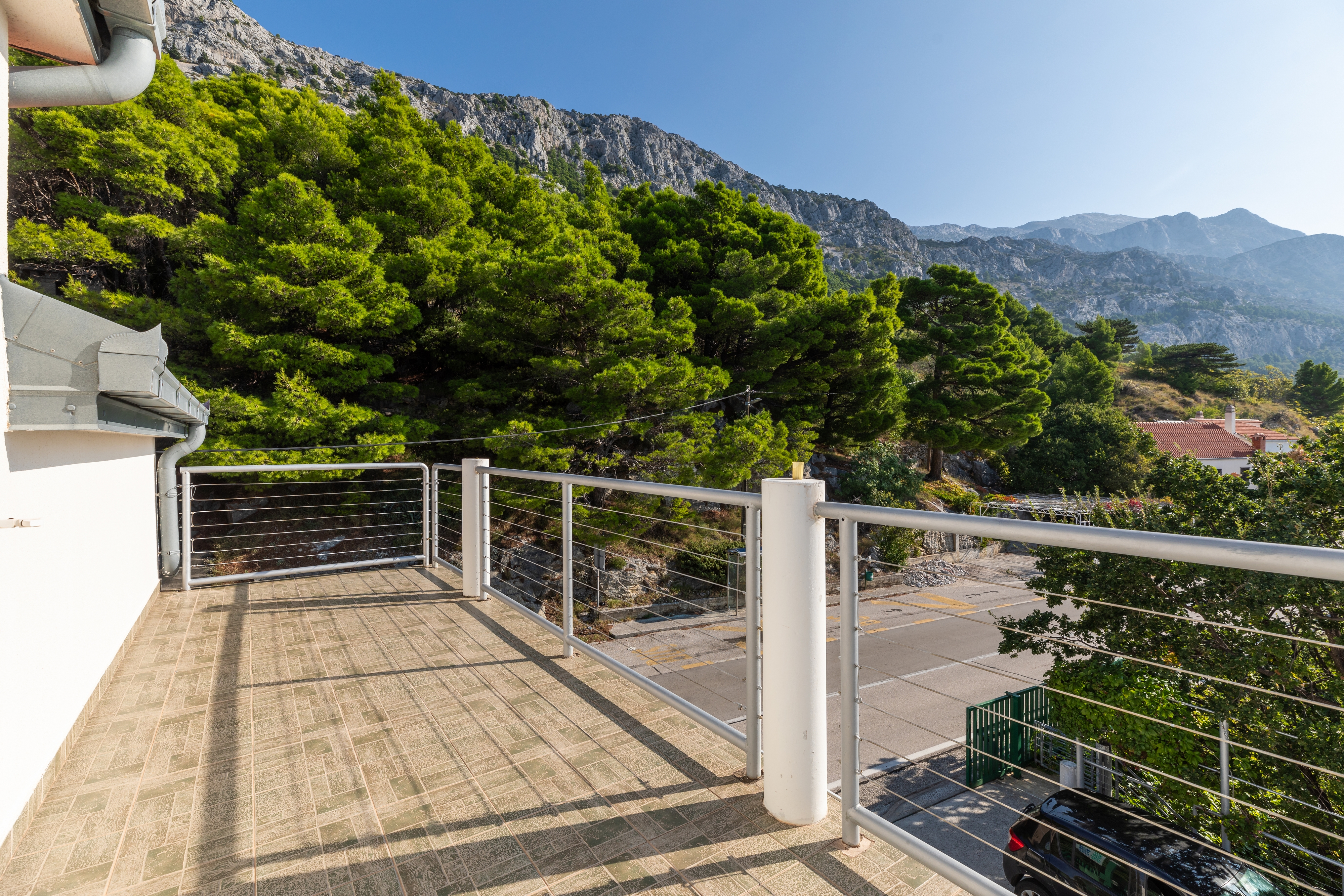 Two bedroom apartment with terrace and sea view Brela, Makarska  A-b