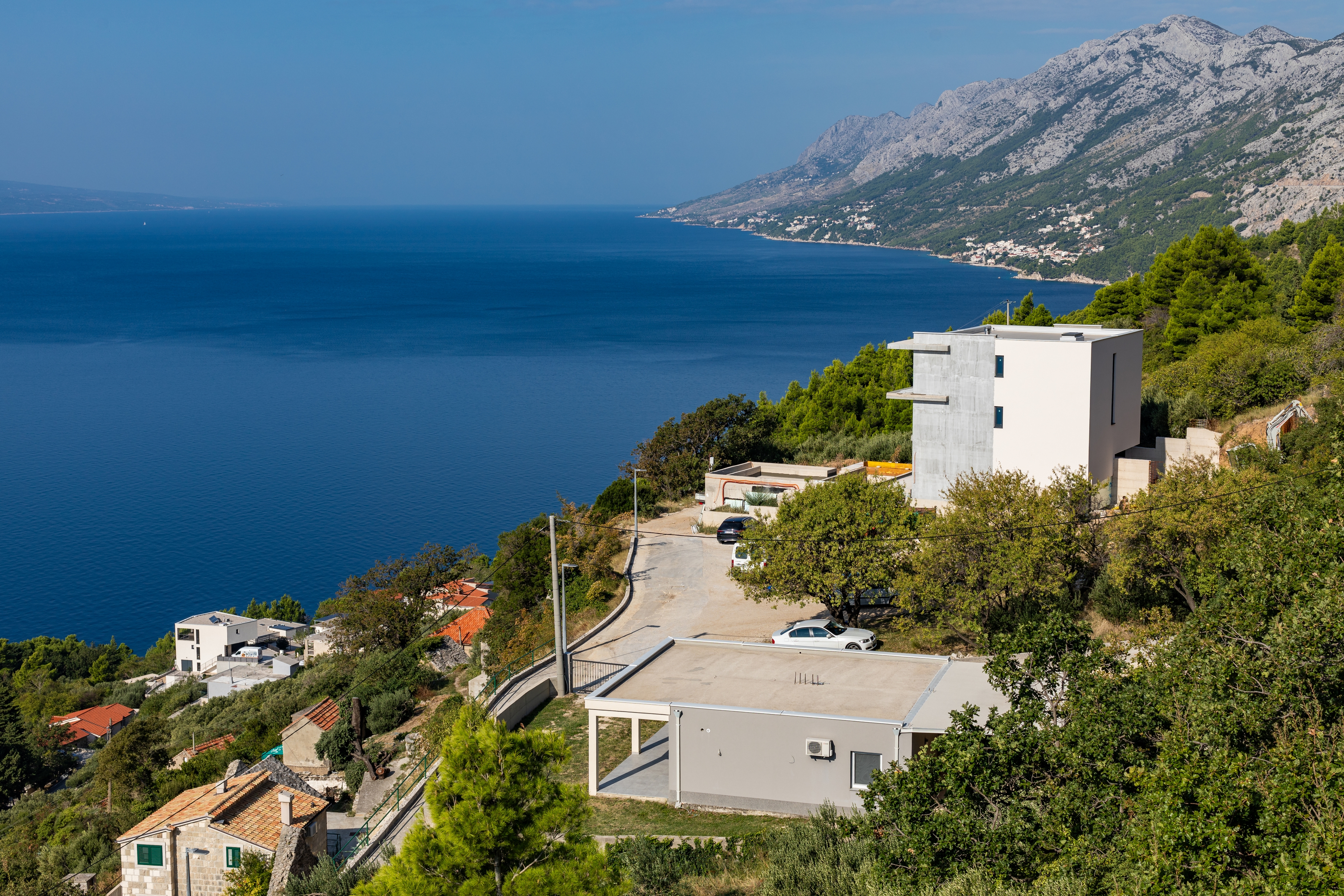 Two bedroom apartment with terrace and sea view Brela, Makarska  A-b