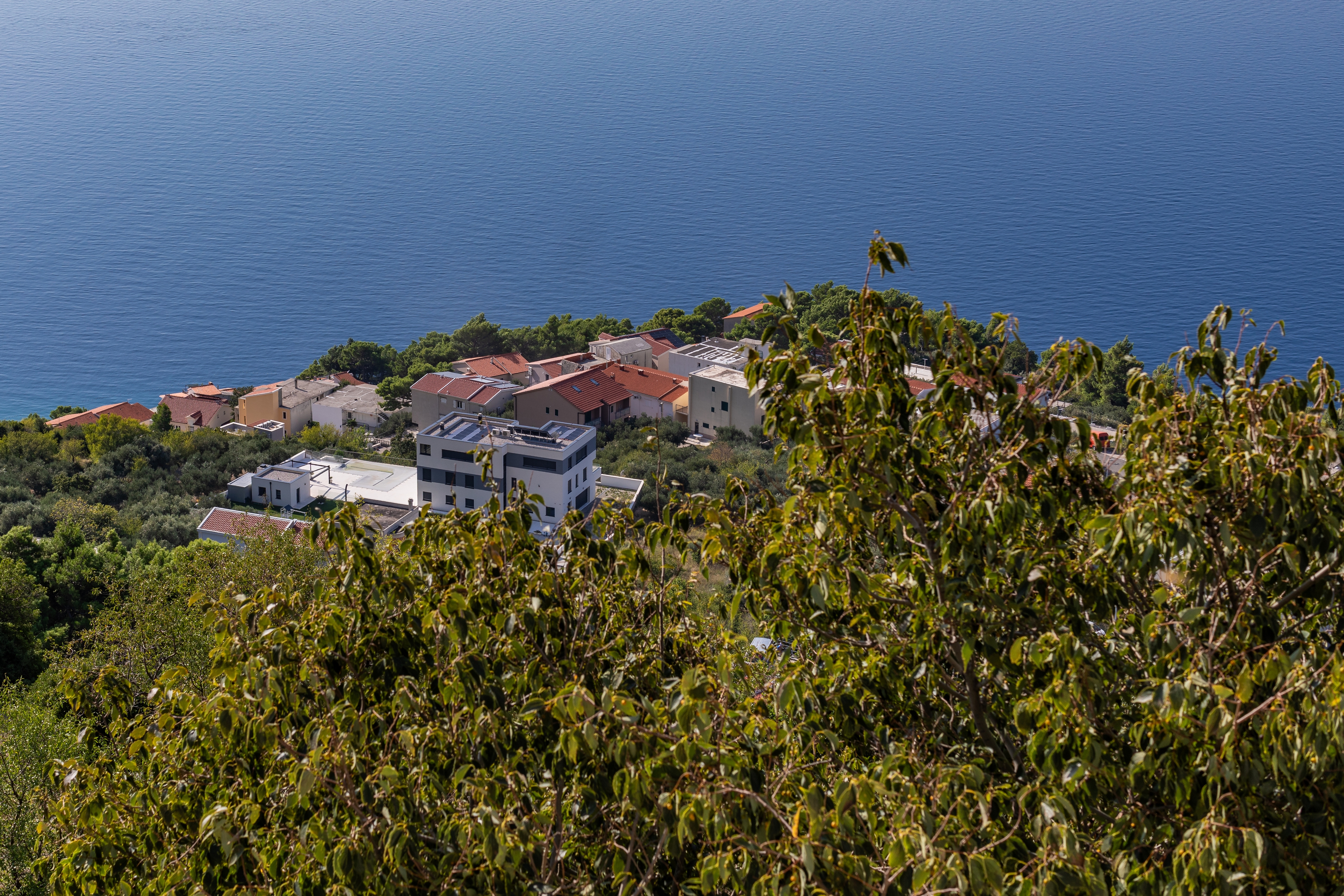 Two bedroom apartment with terrace and sea view Brela, Makarska  A-b