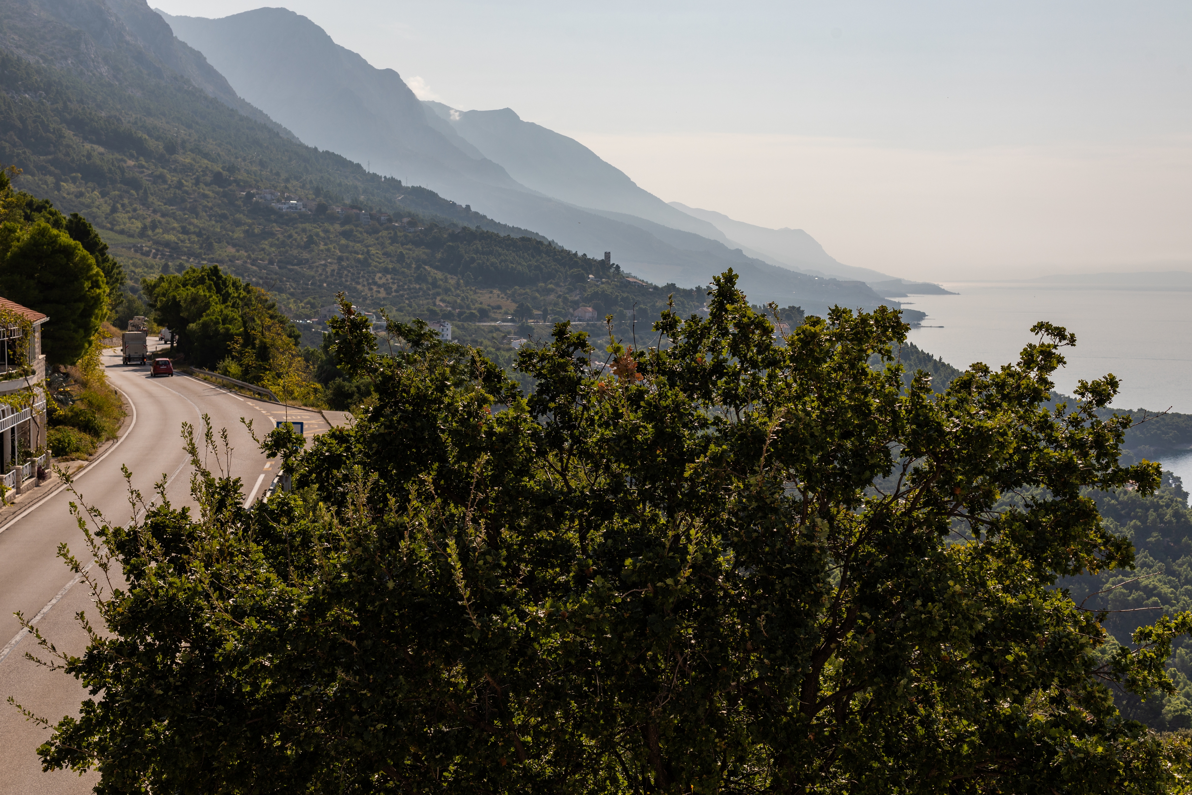 Two bedroom apartment with terrace and sea view Brela, Makarska  A-b