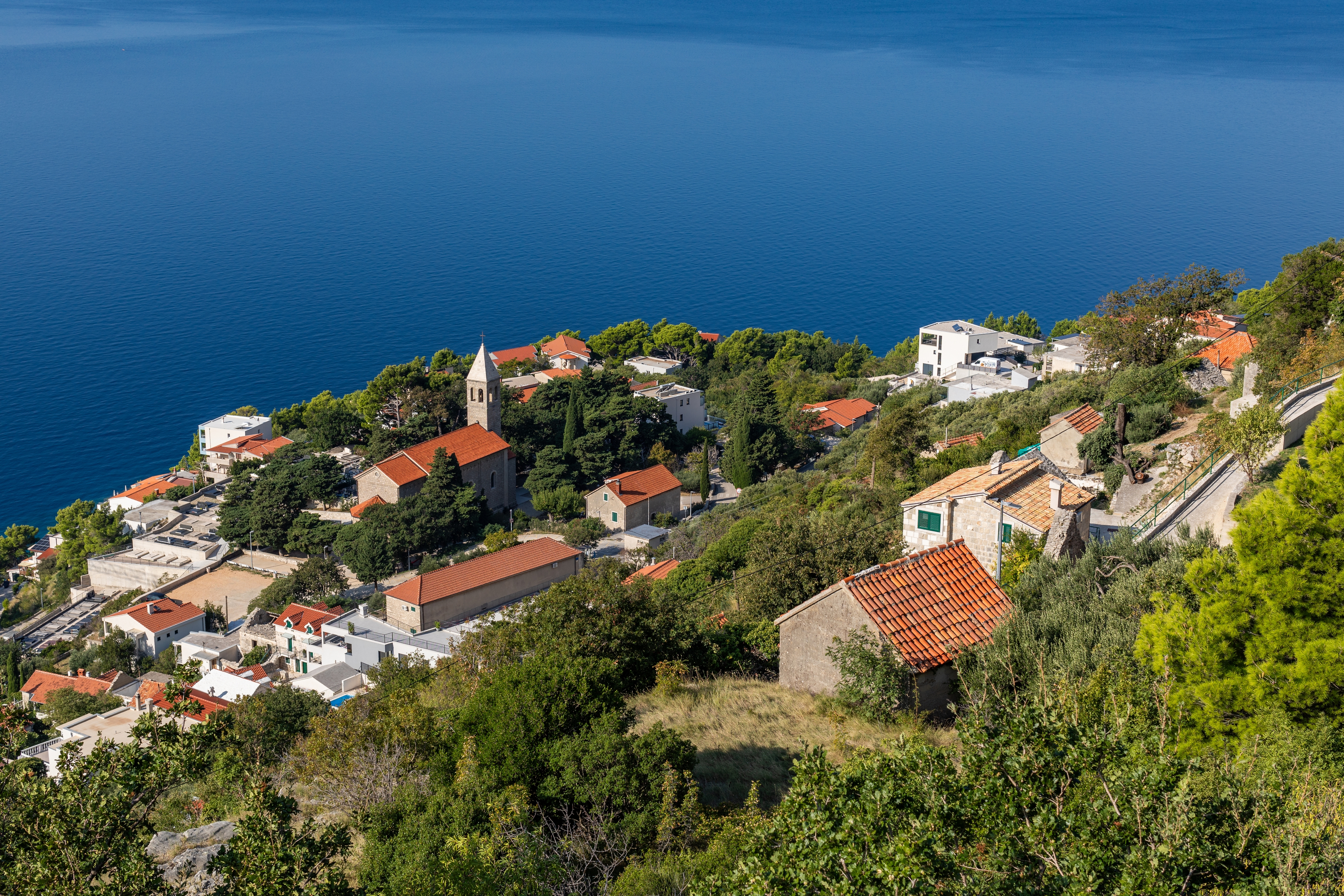 Two bedroom apartment with terrace and sea view Brela, Makarska  A-b