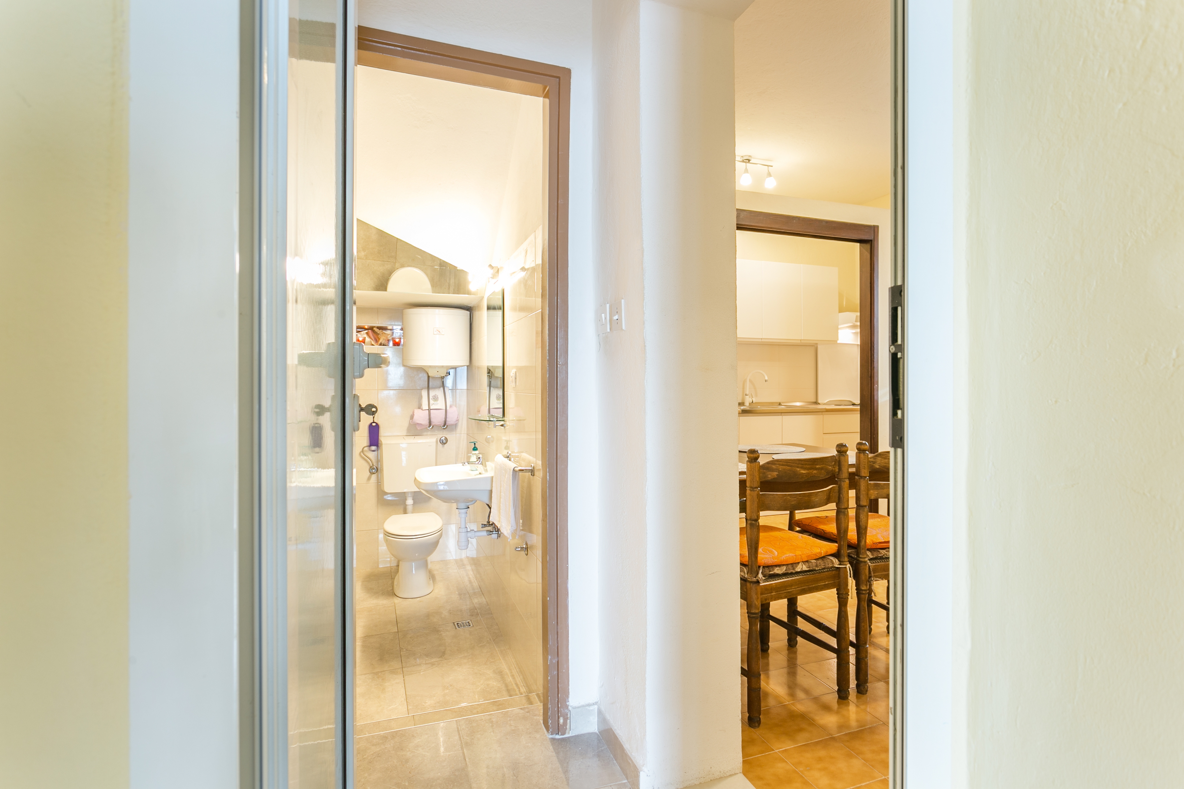 One bedroom apartment near beach Podgora, Makarska  A-b