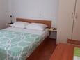 Camera da letto Makarska, Camera da letto nell'alloggi del tipo studio-apartment, condizionatore disponibile e WiFi.