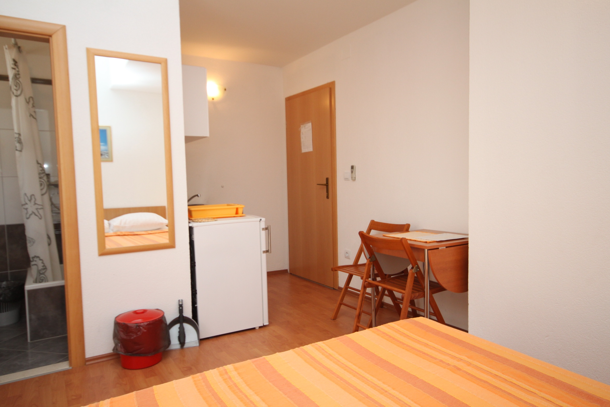 Studio flat with balcony Makarska (AS-6850-b) Studio flat with balcony Makarska (AS-6850-b)