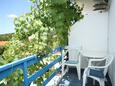 Sućuraj, Balcony in the studio-apartment, (pet friendly) and WiFi.
