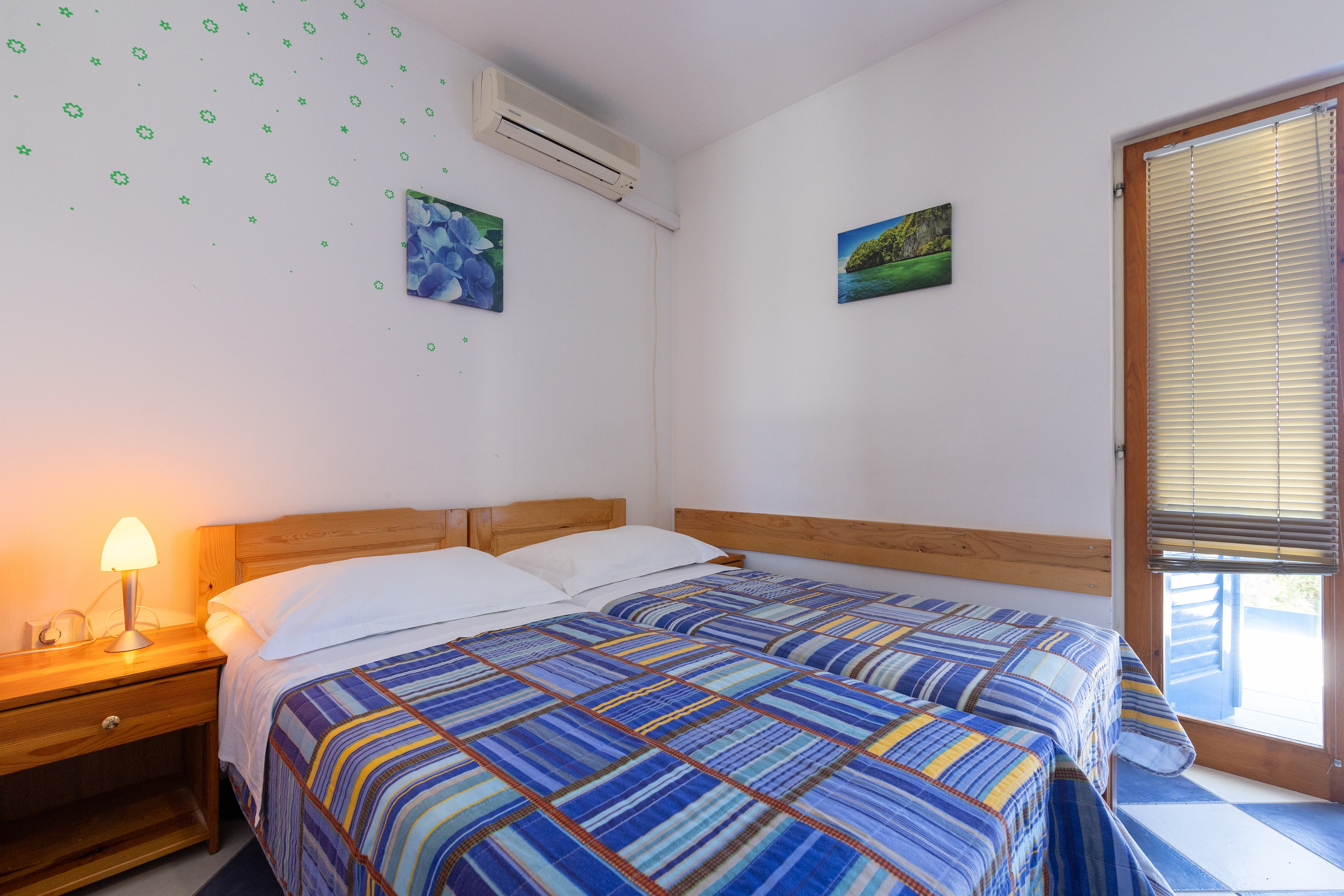 Studio flat with balcony Sućuraj, Hvar (AS-6852-b) Studio flat with balcony Sućuraj, Hvar (AS-6852-b)