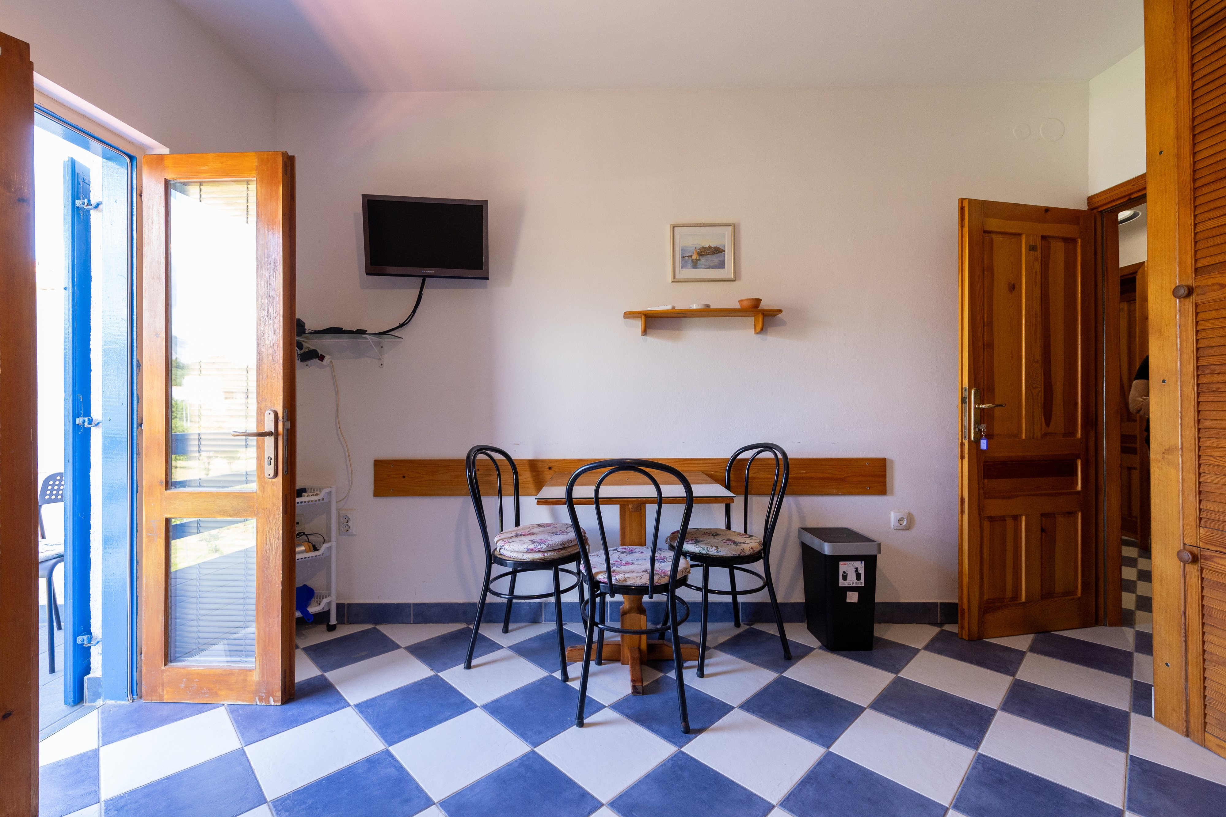 Studio flat with balcony Sućuraj, Hvar (AS-6852-f)