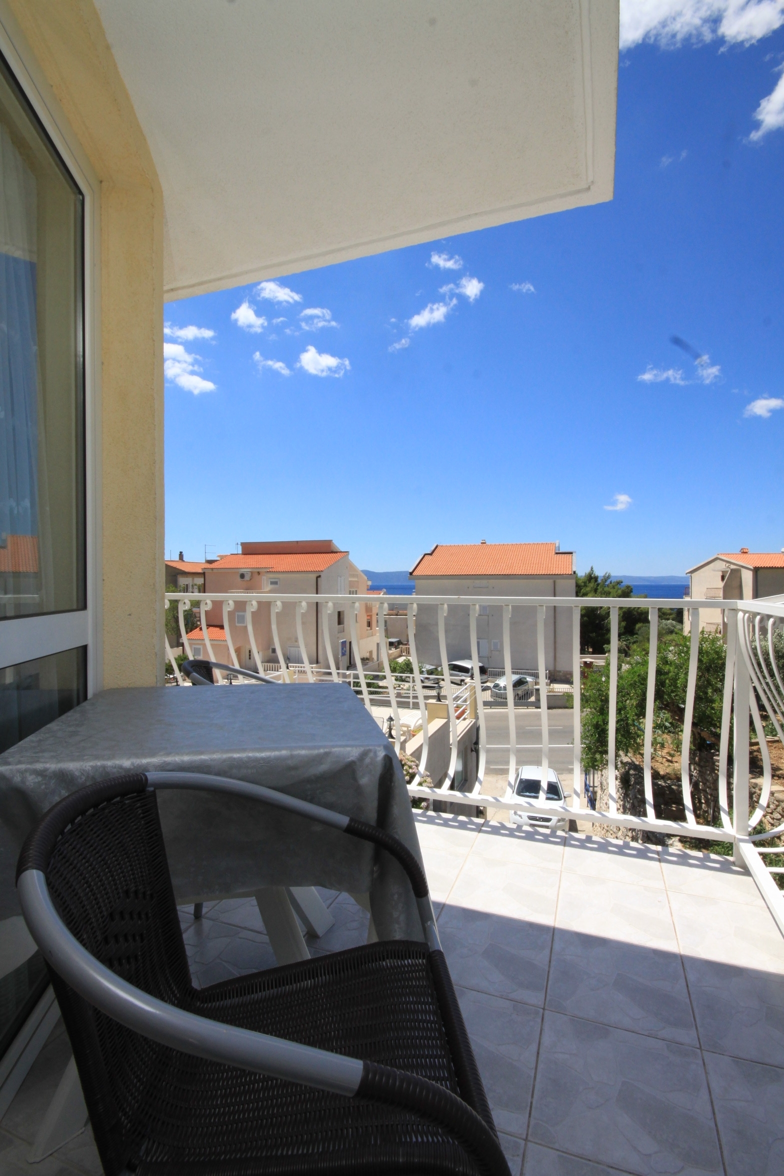 One bedroom apartment with balcony and sea view Tučepi, Makarska  A-a