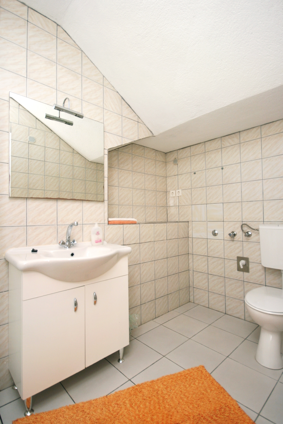 Three bedroom apartment near beach Okrug Donji, Čiovo  A-a