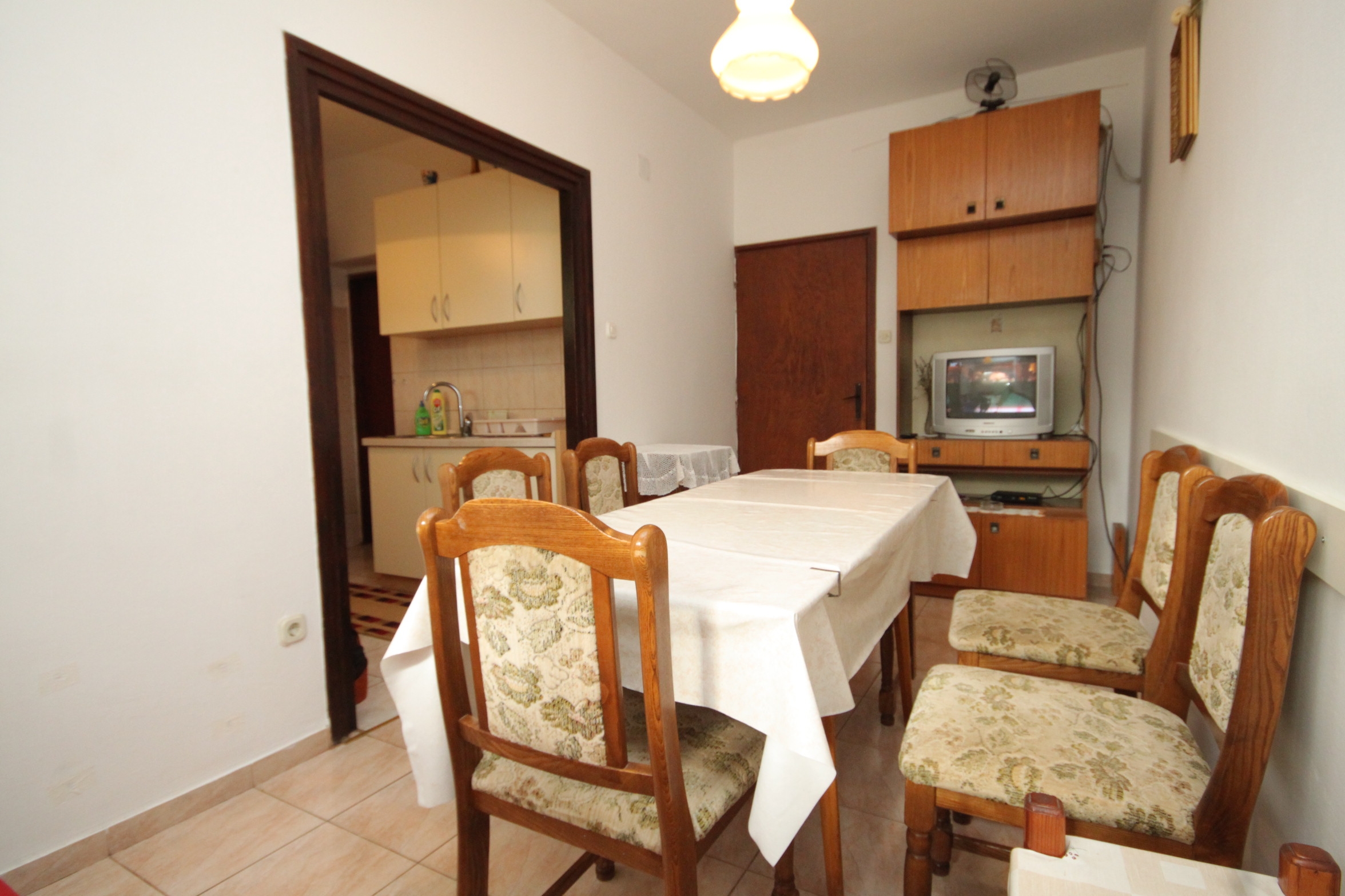 Two bedroom apartment near beach Tkon, Pašman  A-a